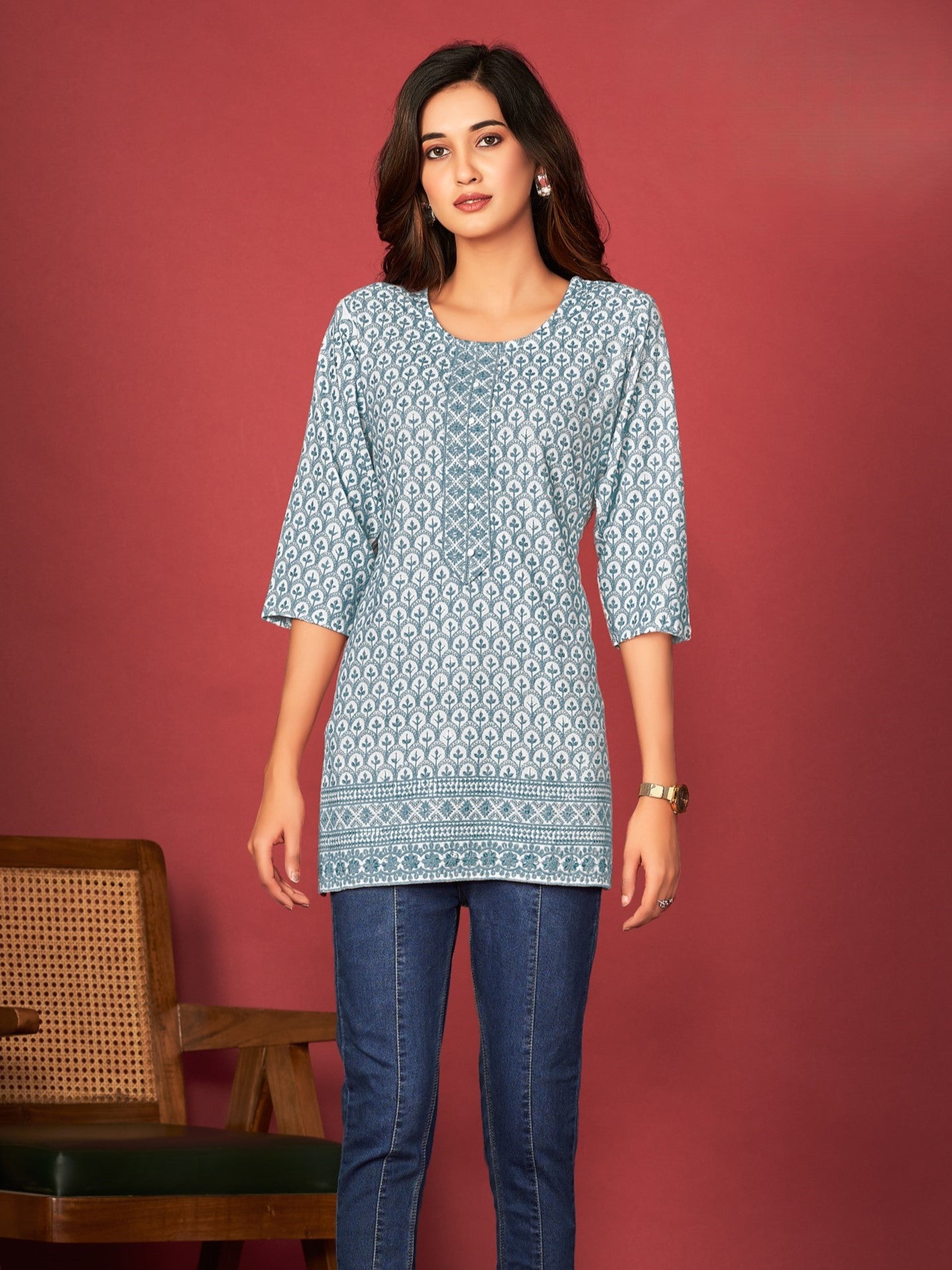Sara Kurti - Roop Darshan