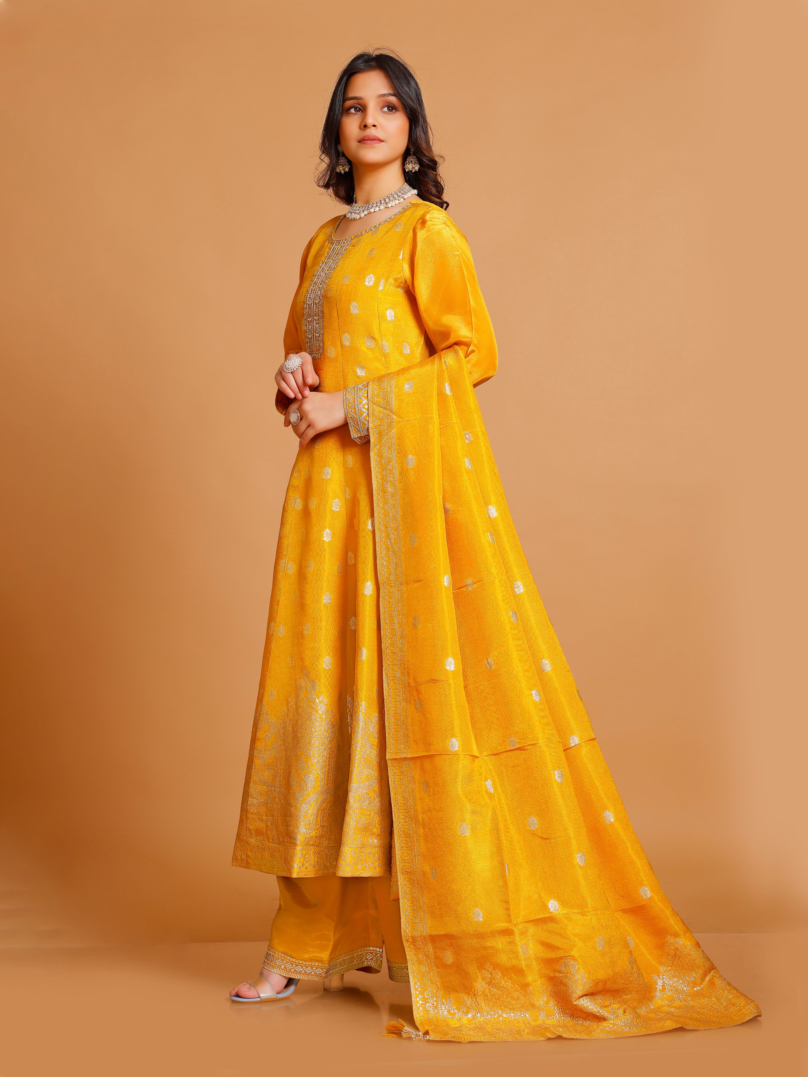 Niska Palazzo Suit - Roop Darshan