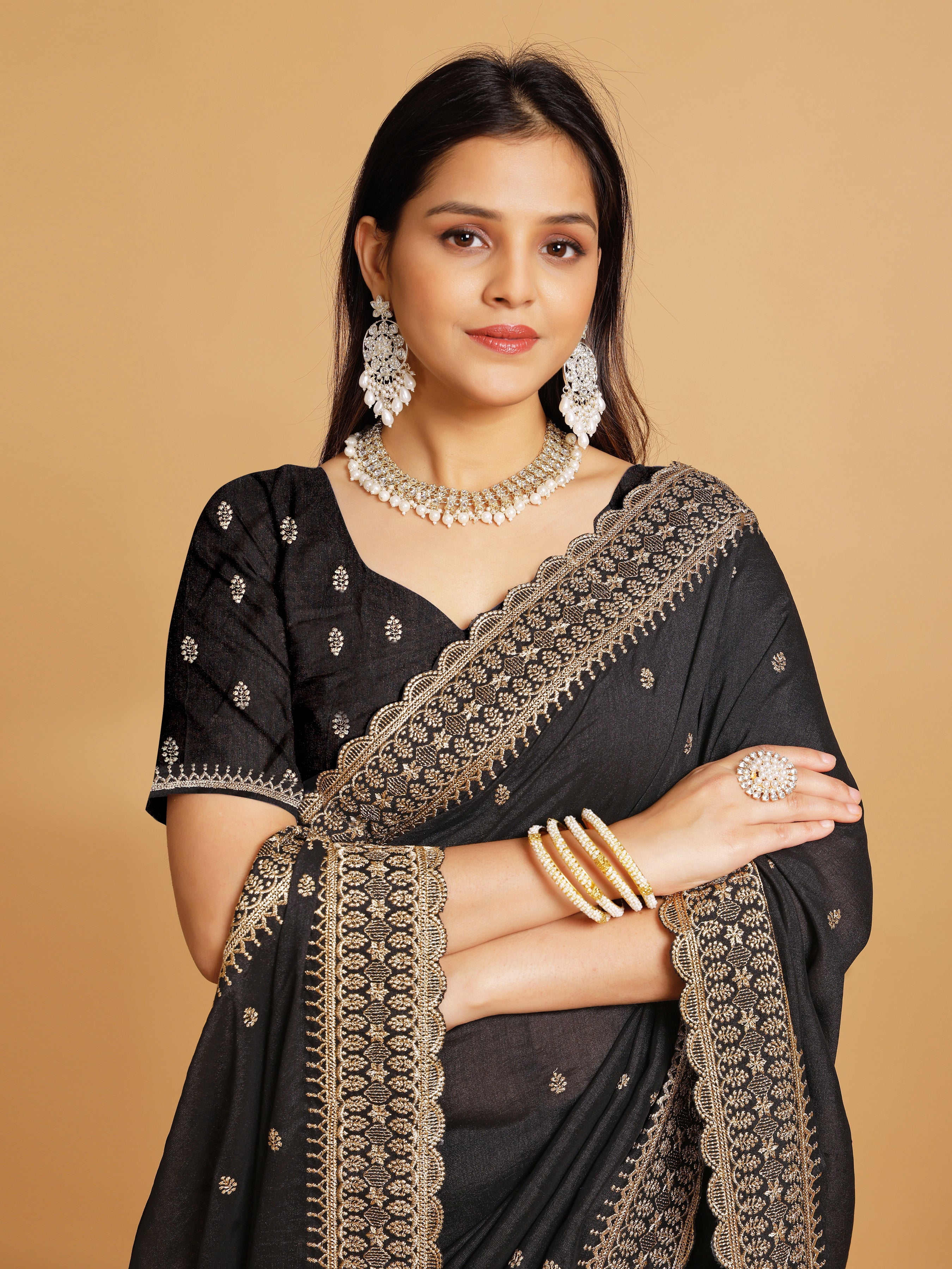 Mahira Saree - Roop Darshan