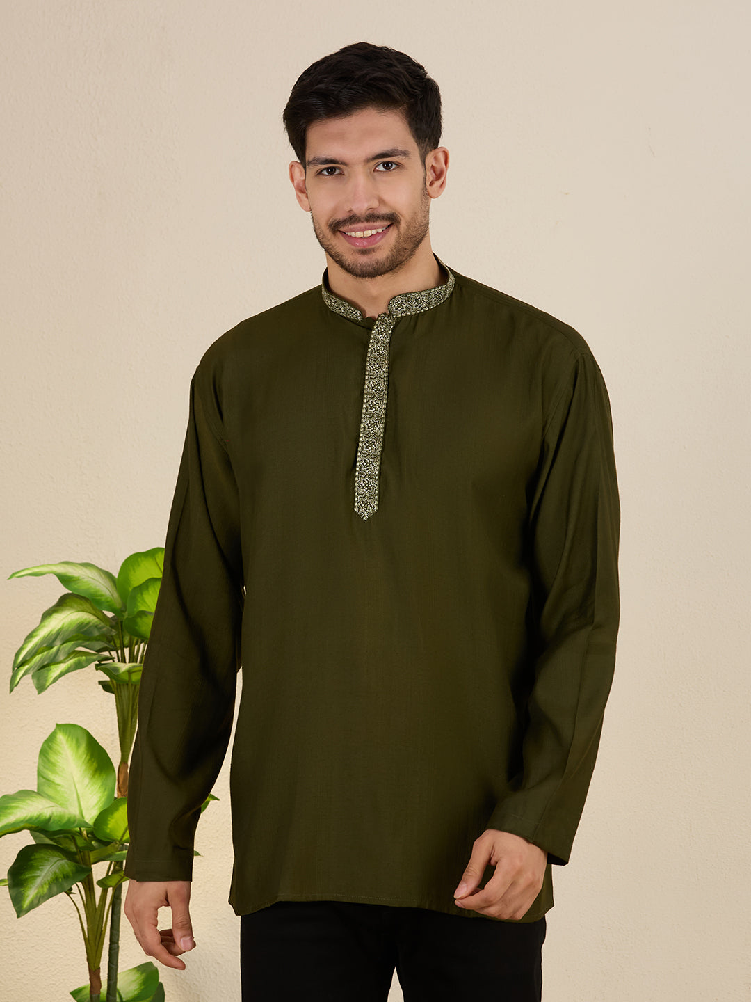 Mens Embroidered Kurta