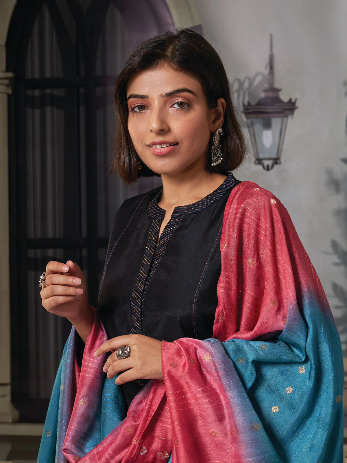 Mihika Kamiz & Pant - Roop Darshan