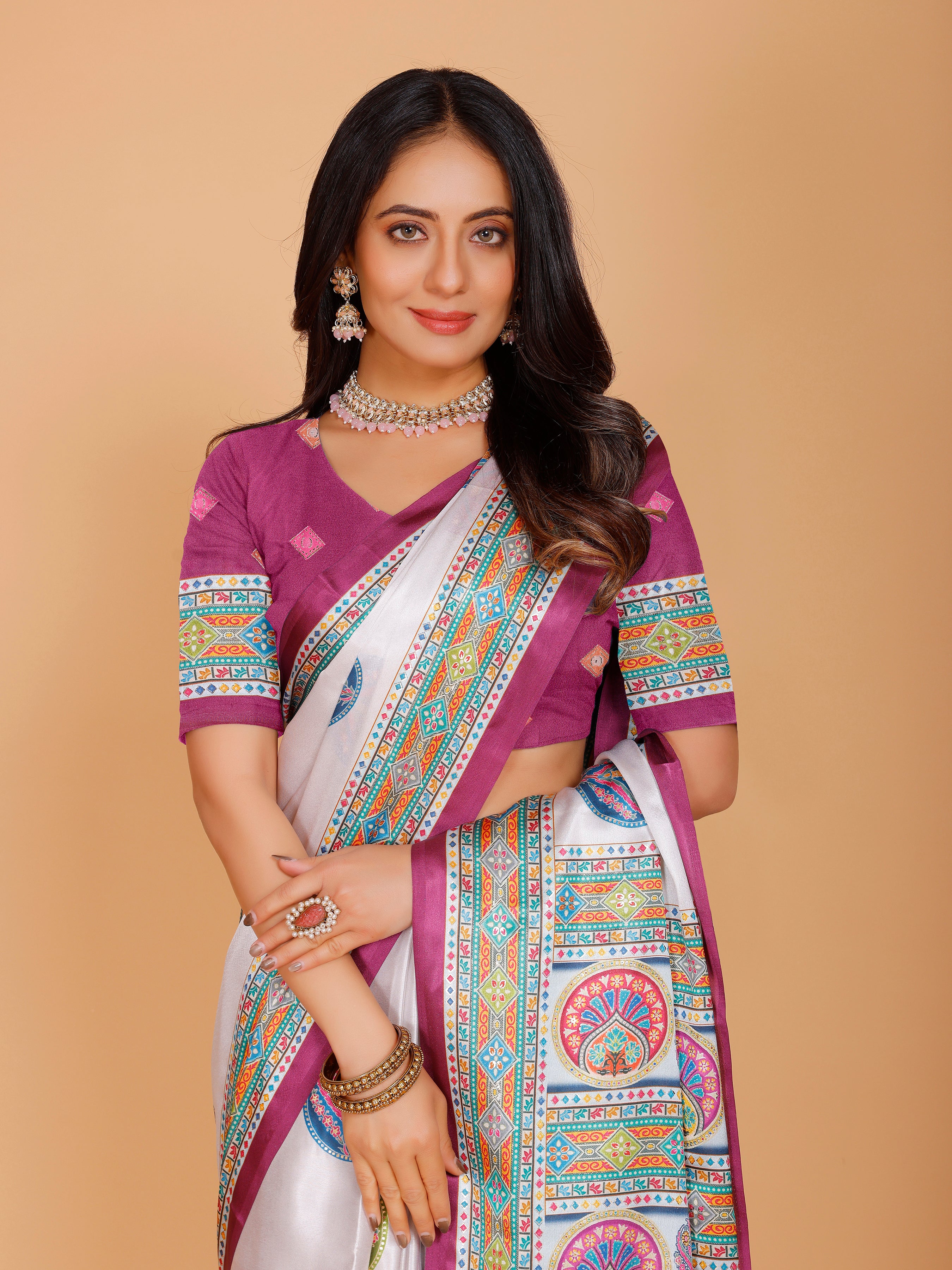 Navya Saree