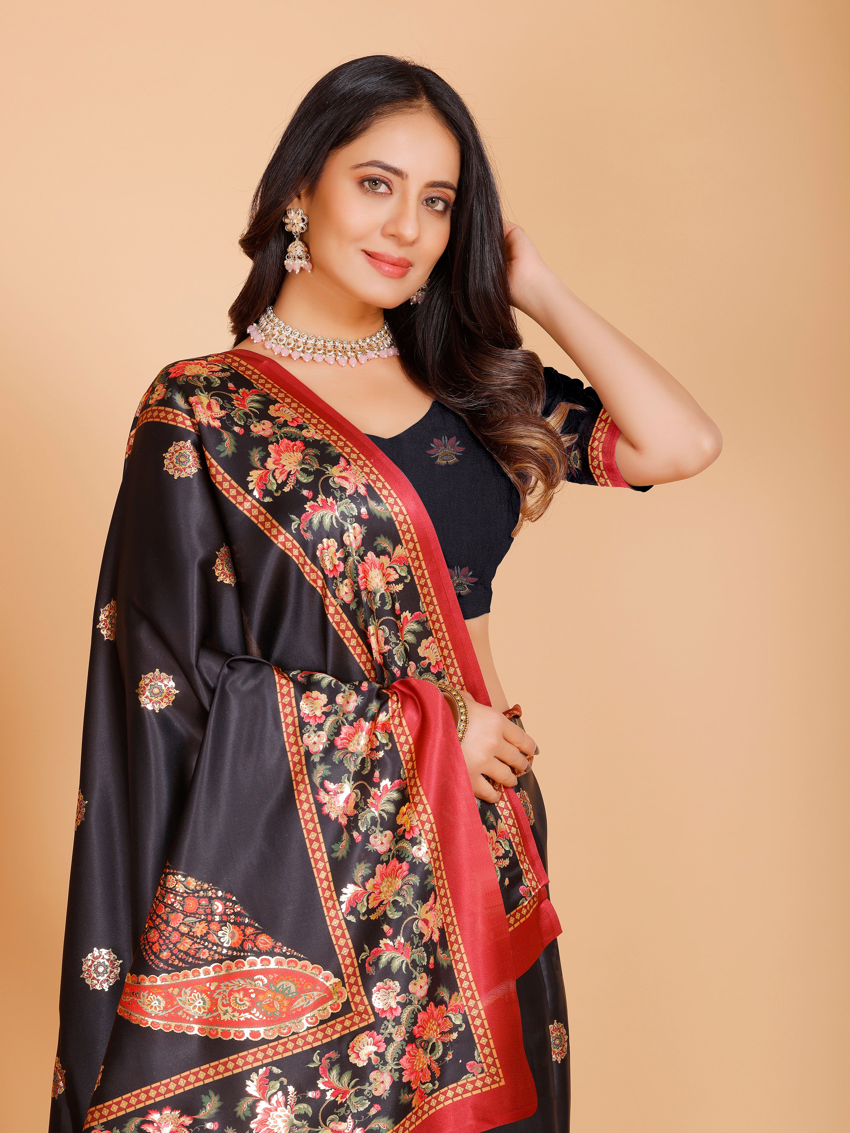 Navya Saree