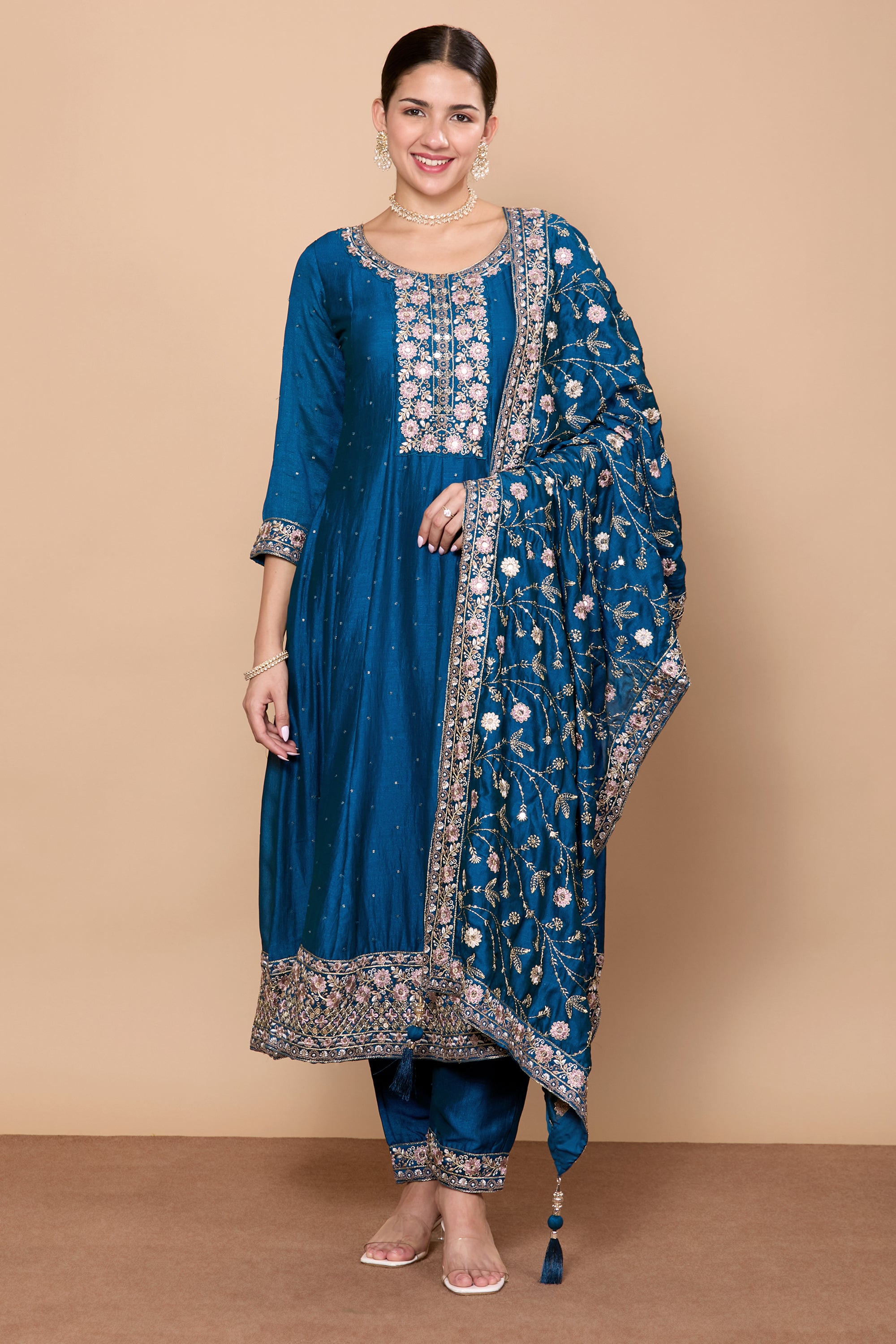 Aarna Flair Kamiz & Pant - Roop Darshan