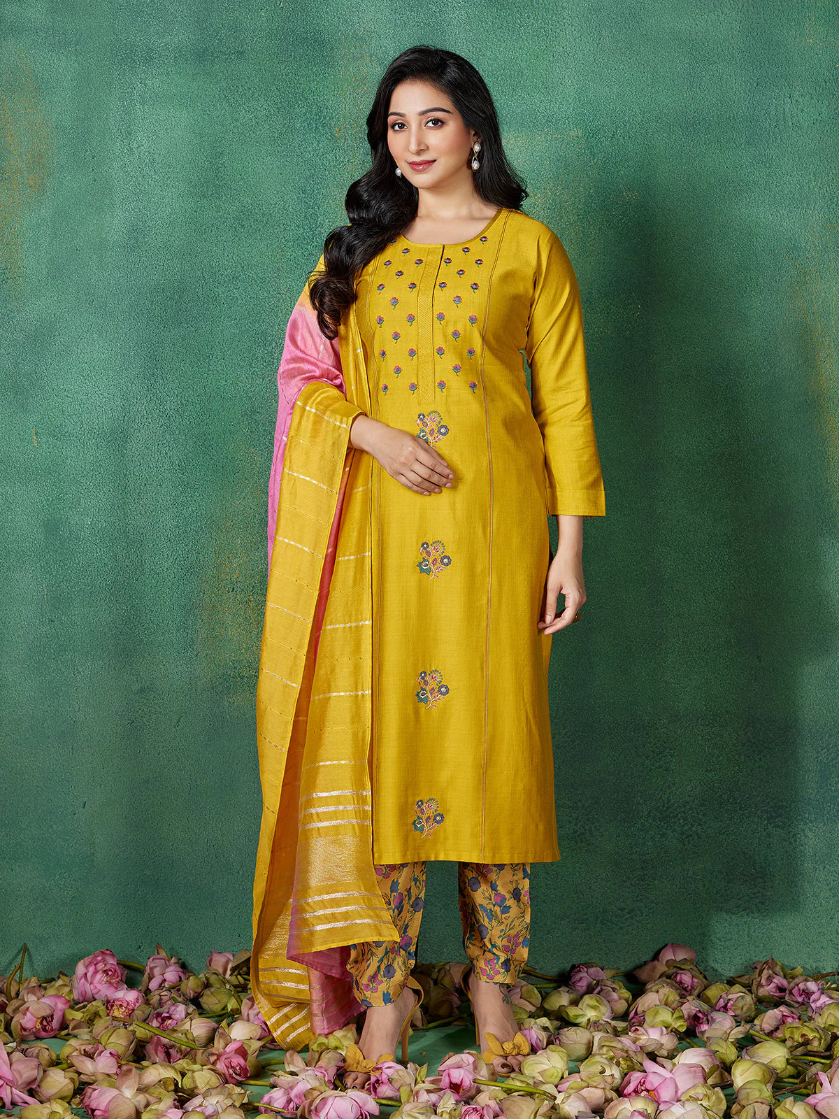 Rishika Kamiz & Pant - Roop Darshan