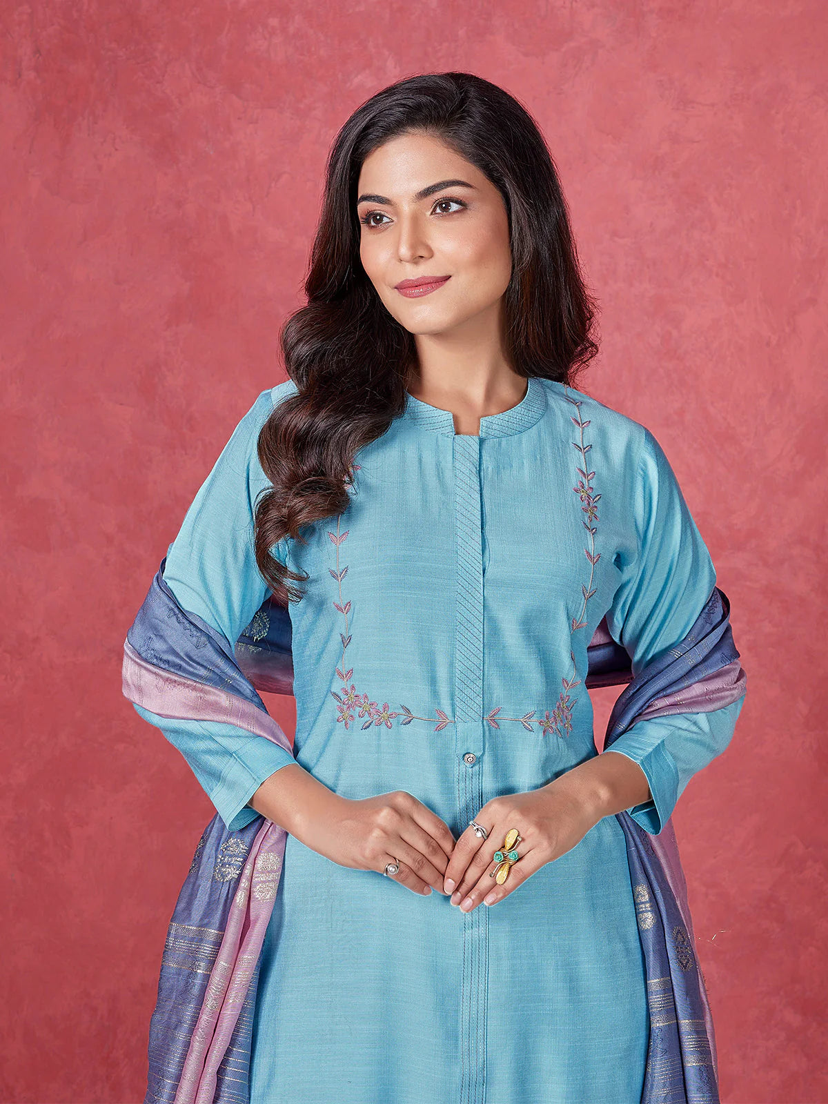 Rishika Kamiz & Pant - Roop Darshan