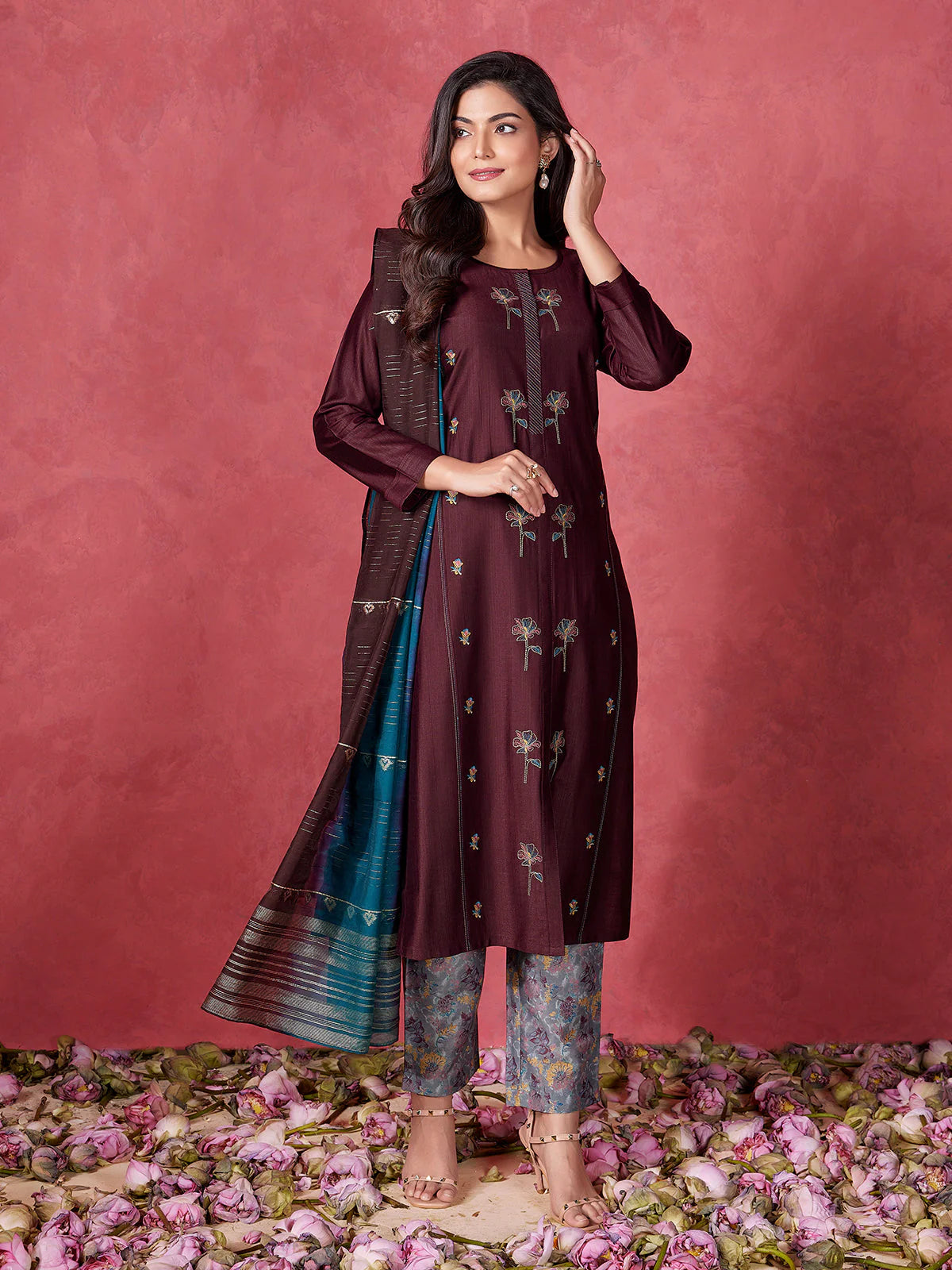 Rishika Kamiz & Pant - Roop Darshan