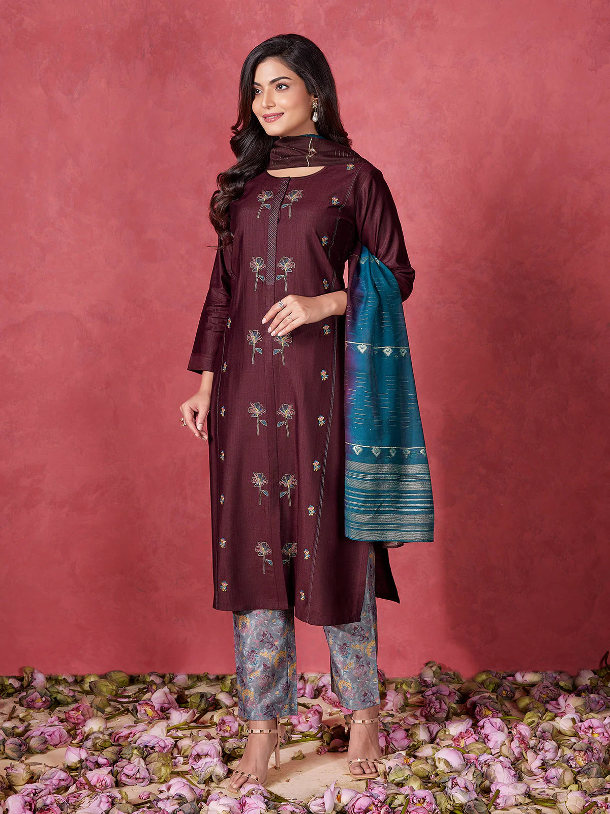 Rishika Kamiz & Pant - Roop Darshan
