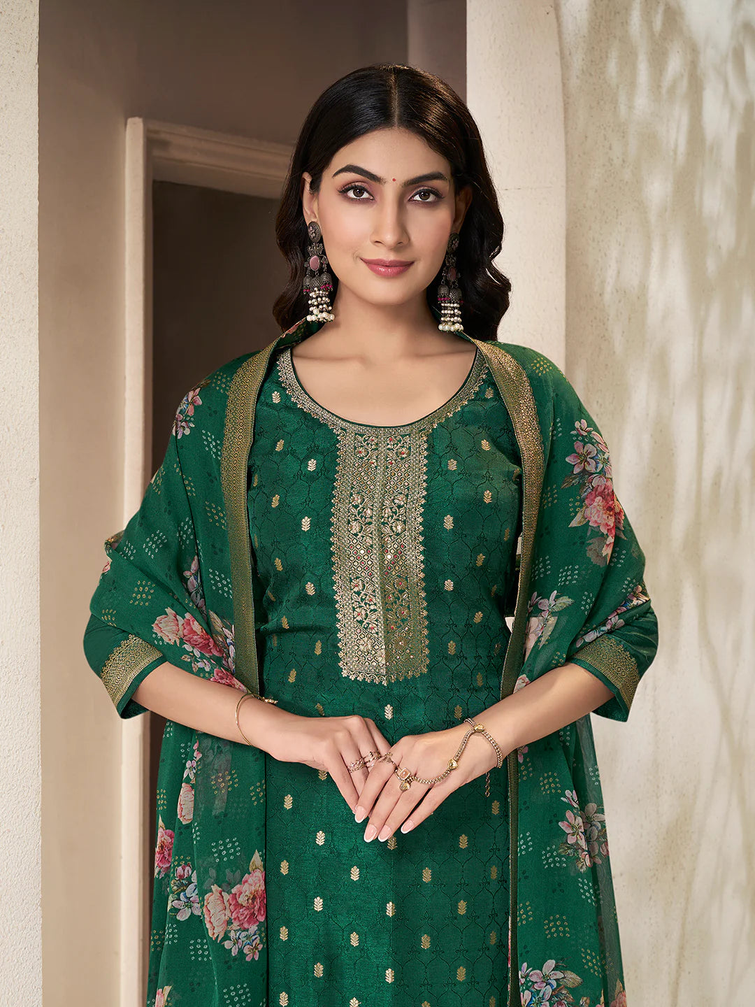 Pari Kamiz & Pant - Roop Darshan
