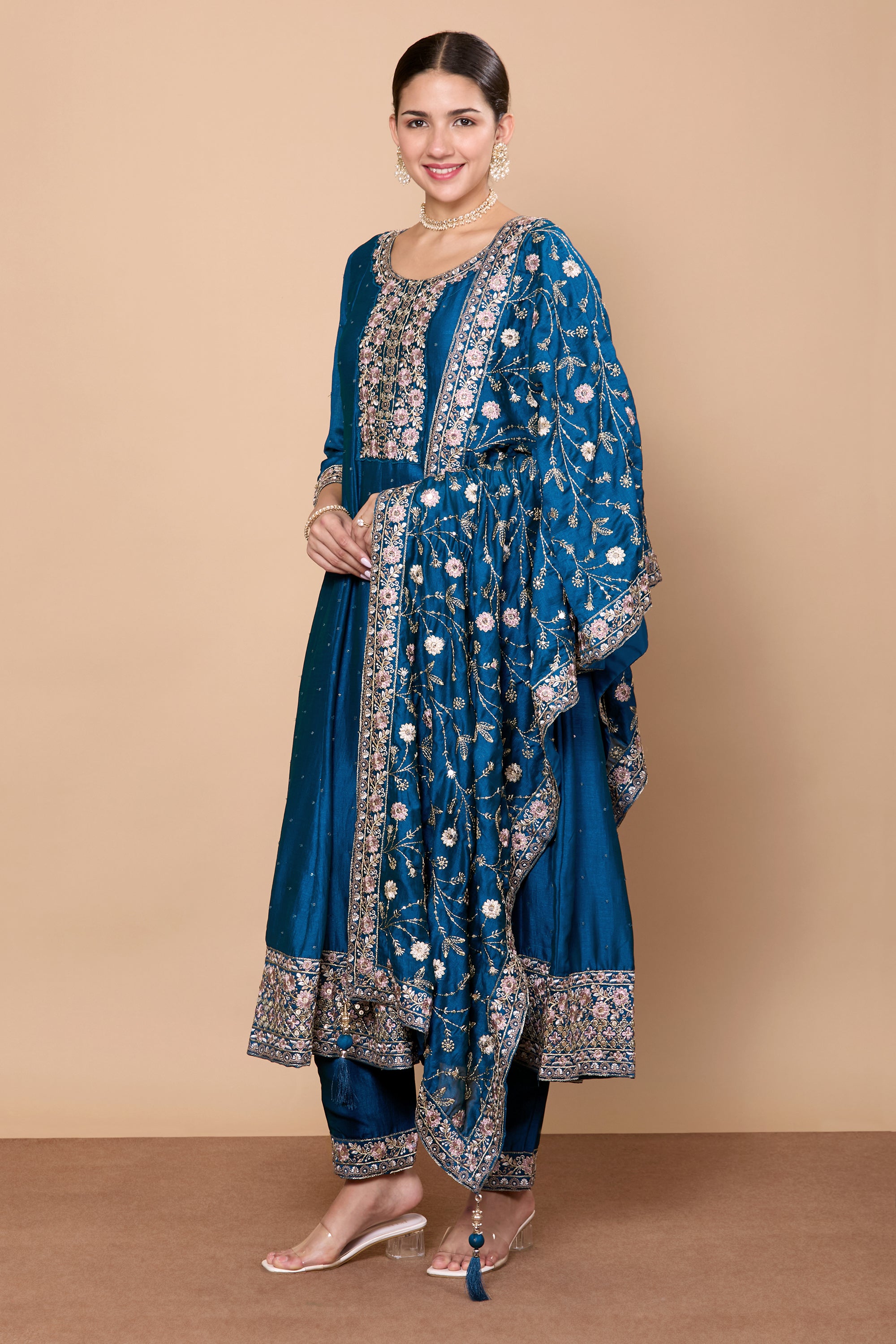 Aarna Flair Kamiz & Pant - Roop Darshan