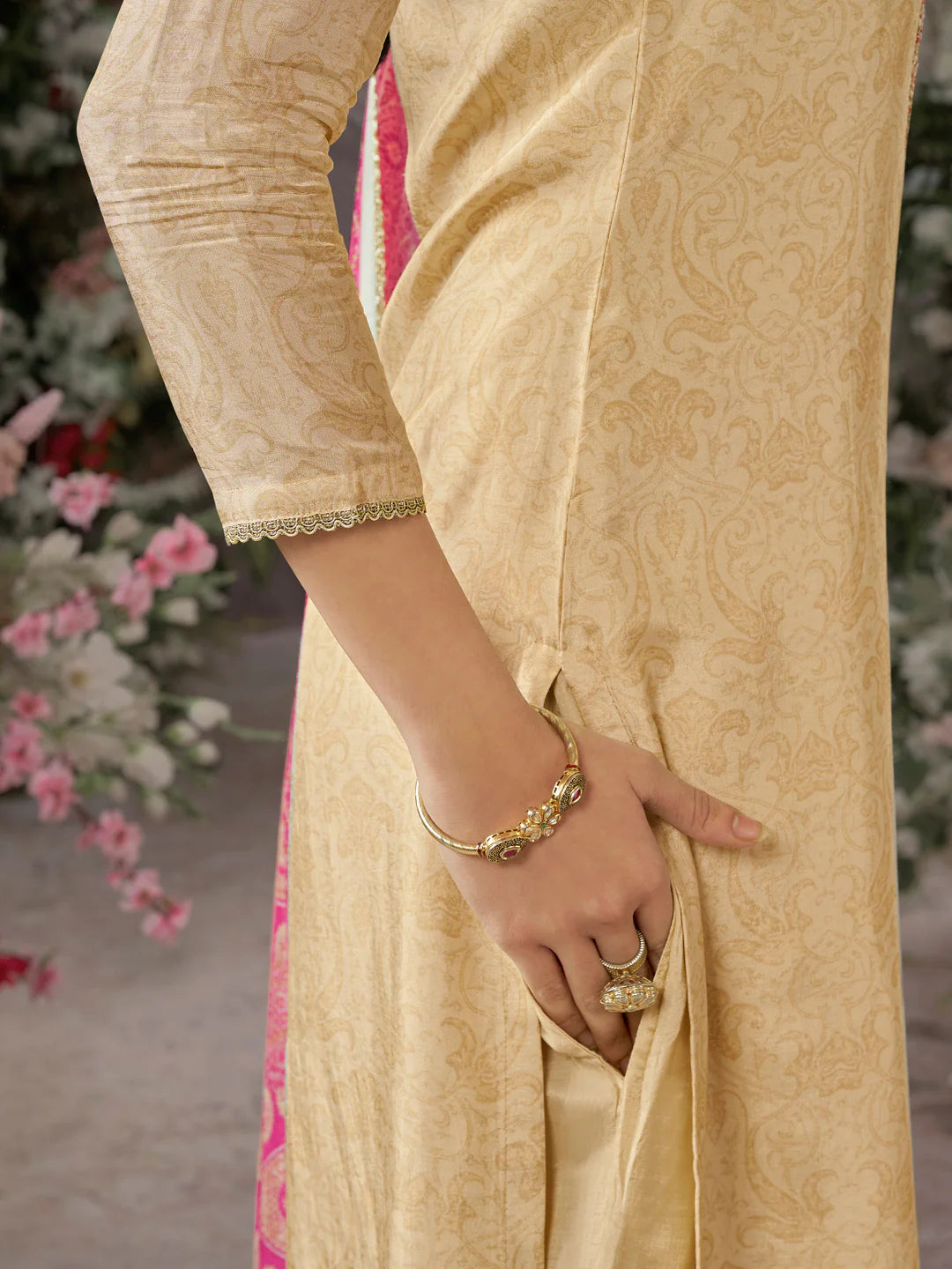 Dhara Kamiz & Pant - Roop Darshan