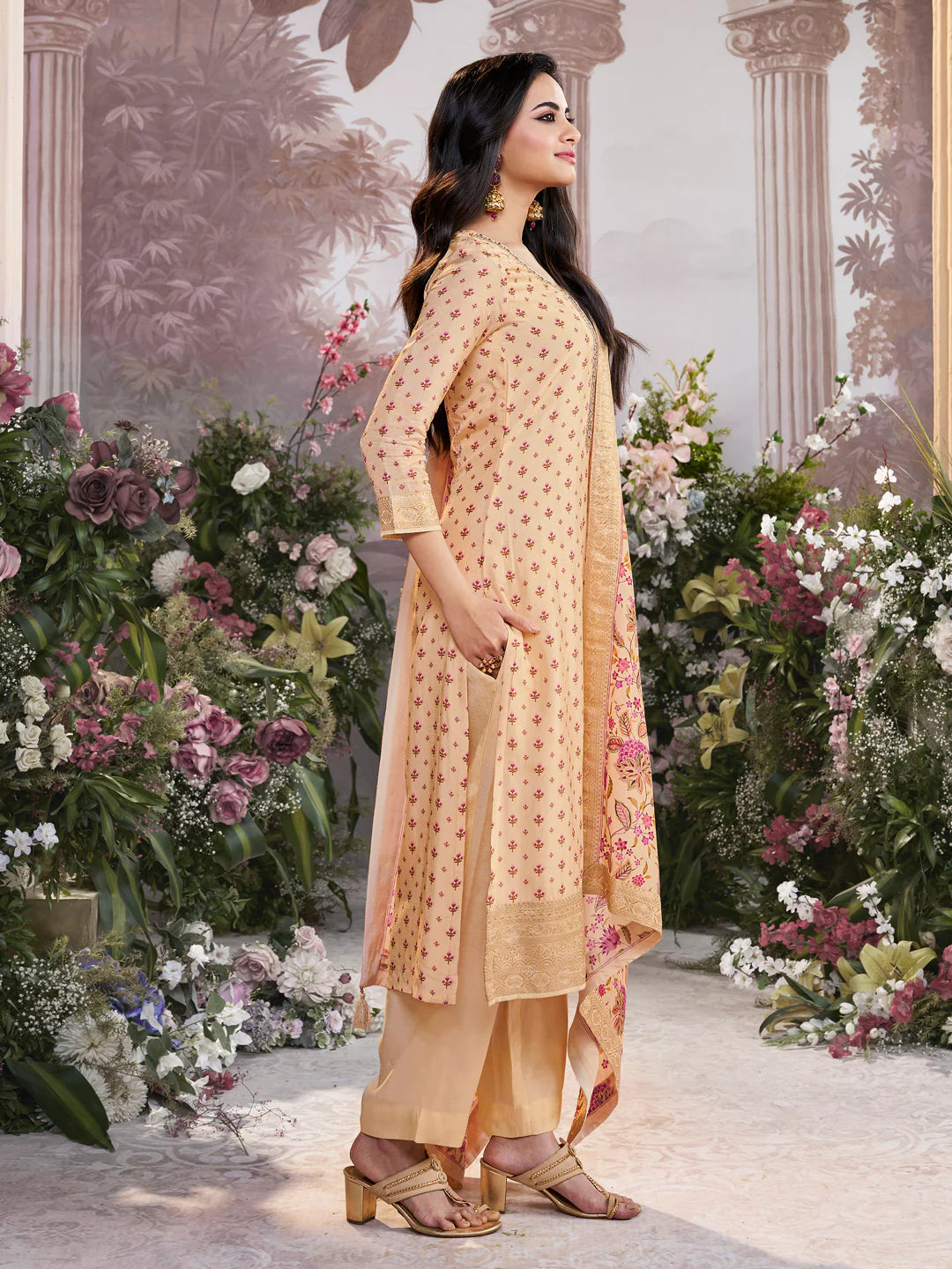 Amaira Straight Suit - Roop Darshan