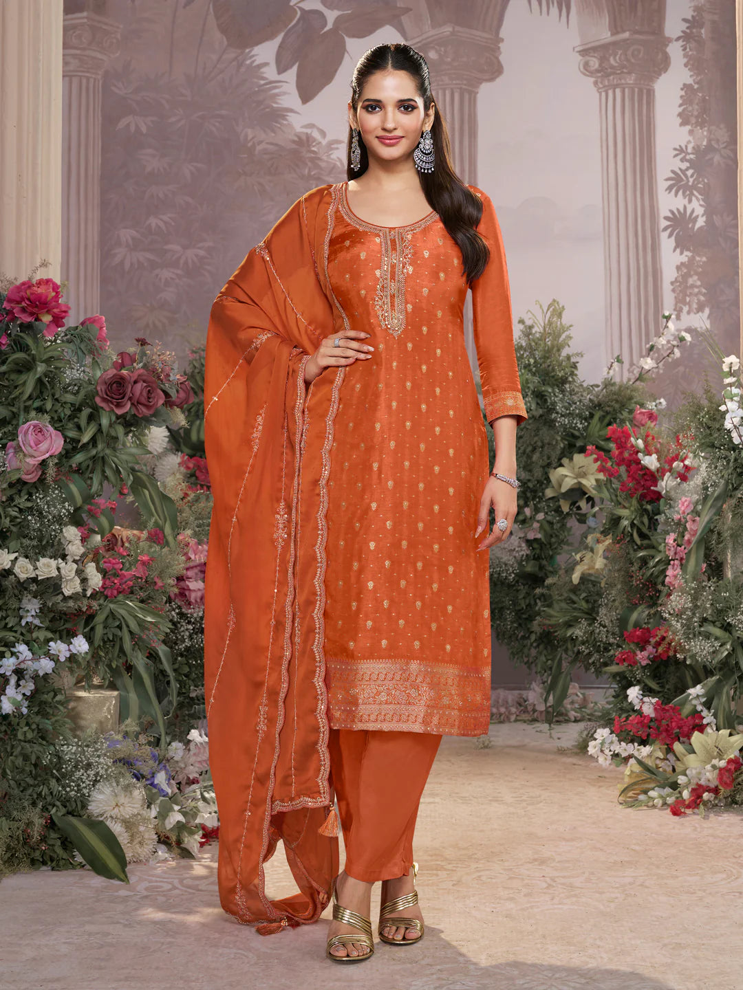 Neeta Kamiz & Pant - Roop Darshan