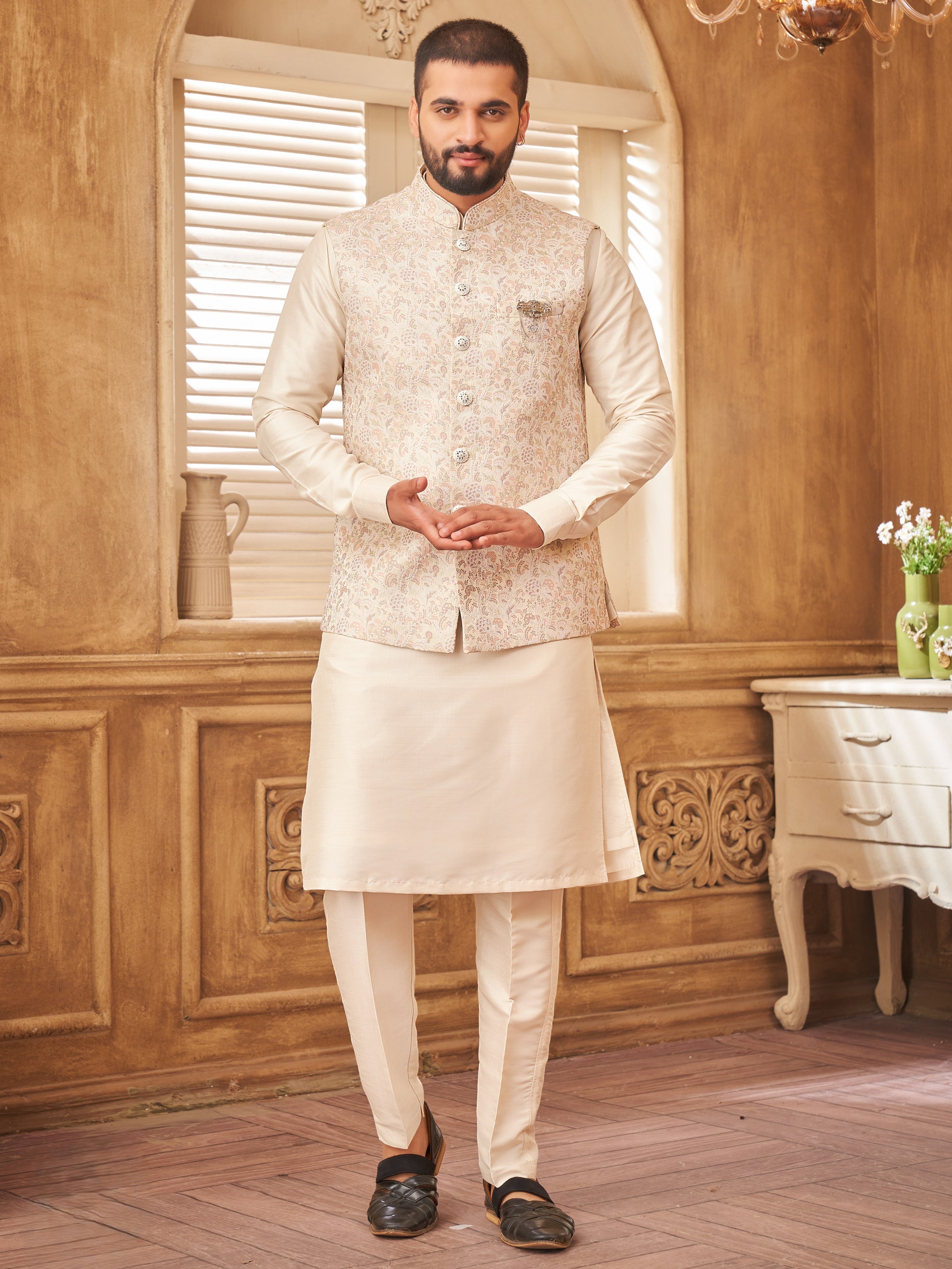 Mens Kurta Set With Jacket - Roop Darshan