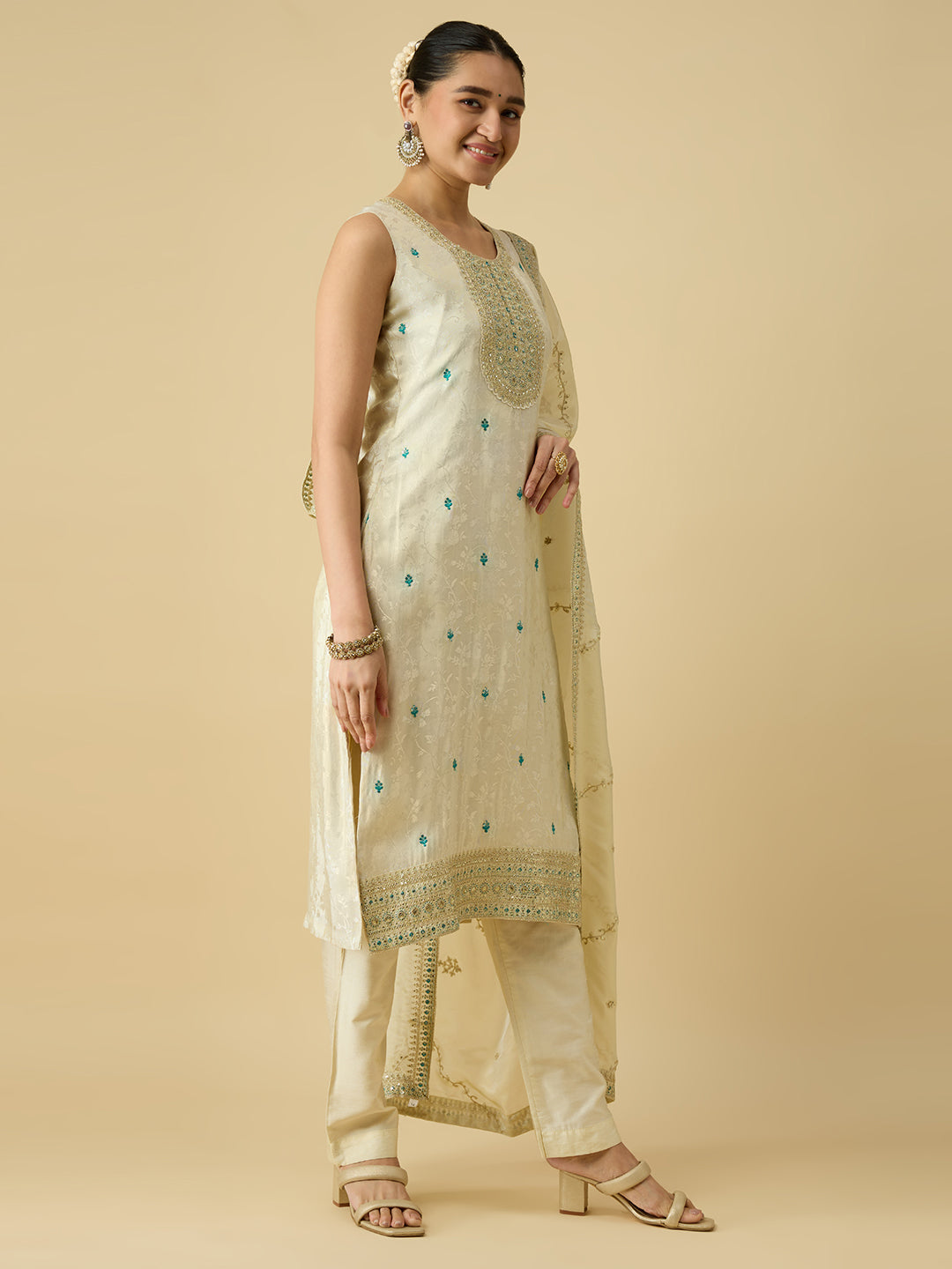 Noor Silk Kamiz & Pant