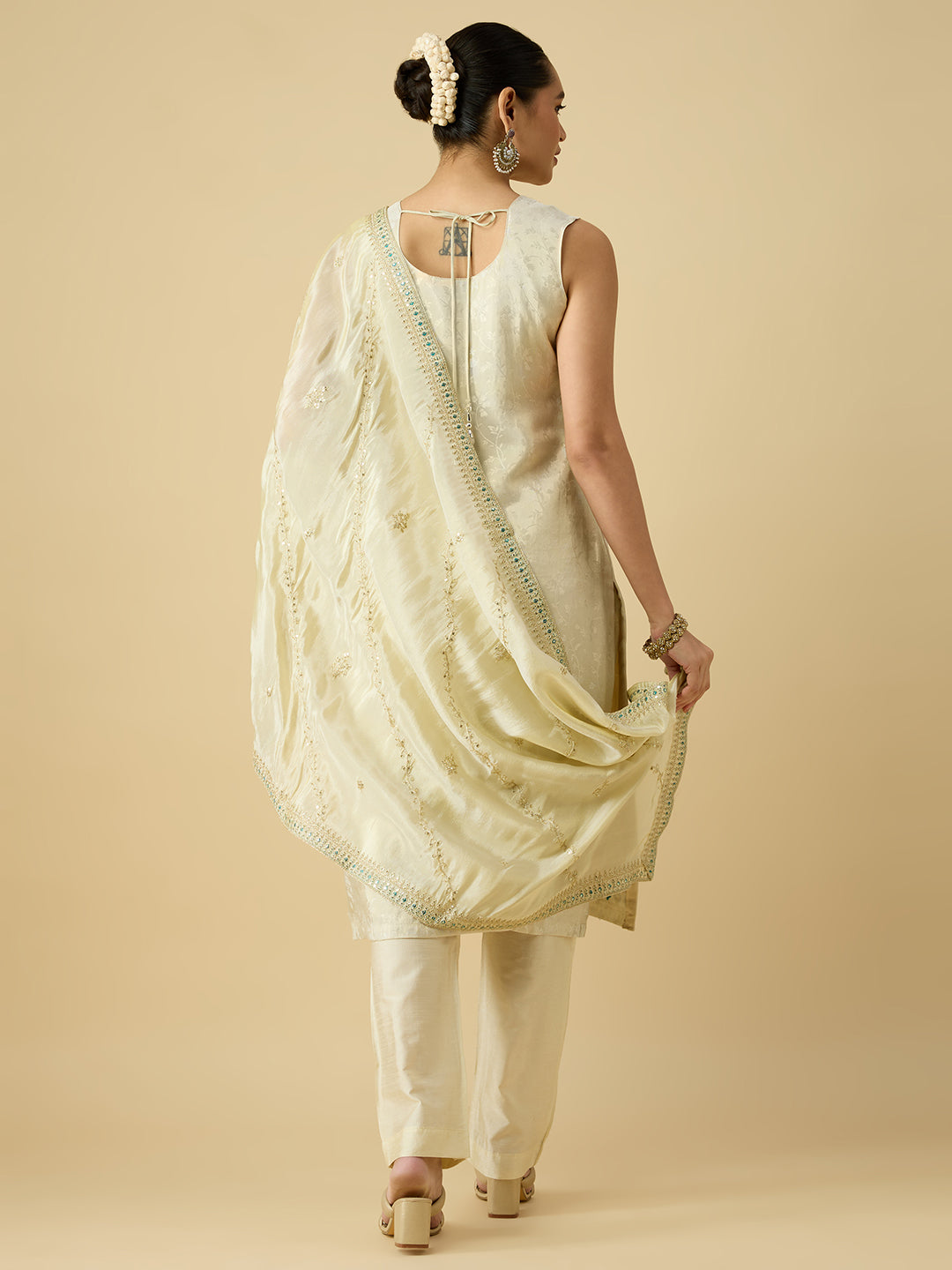 Noor Silk Kamiz & Pant