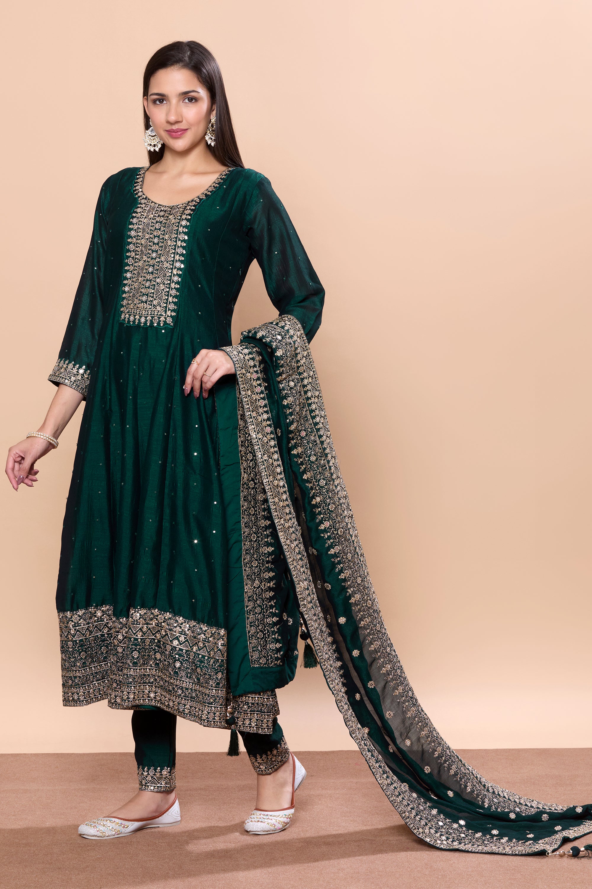 Mahira Flair Kamiz & Pant - Roop Darshan