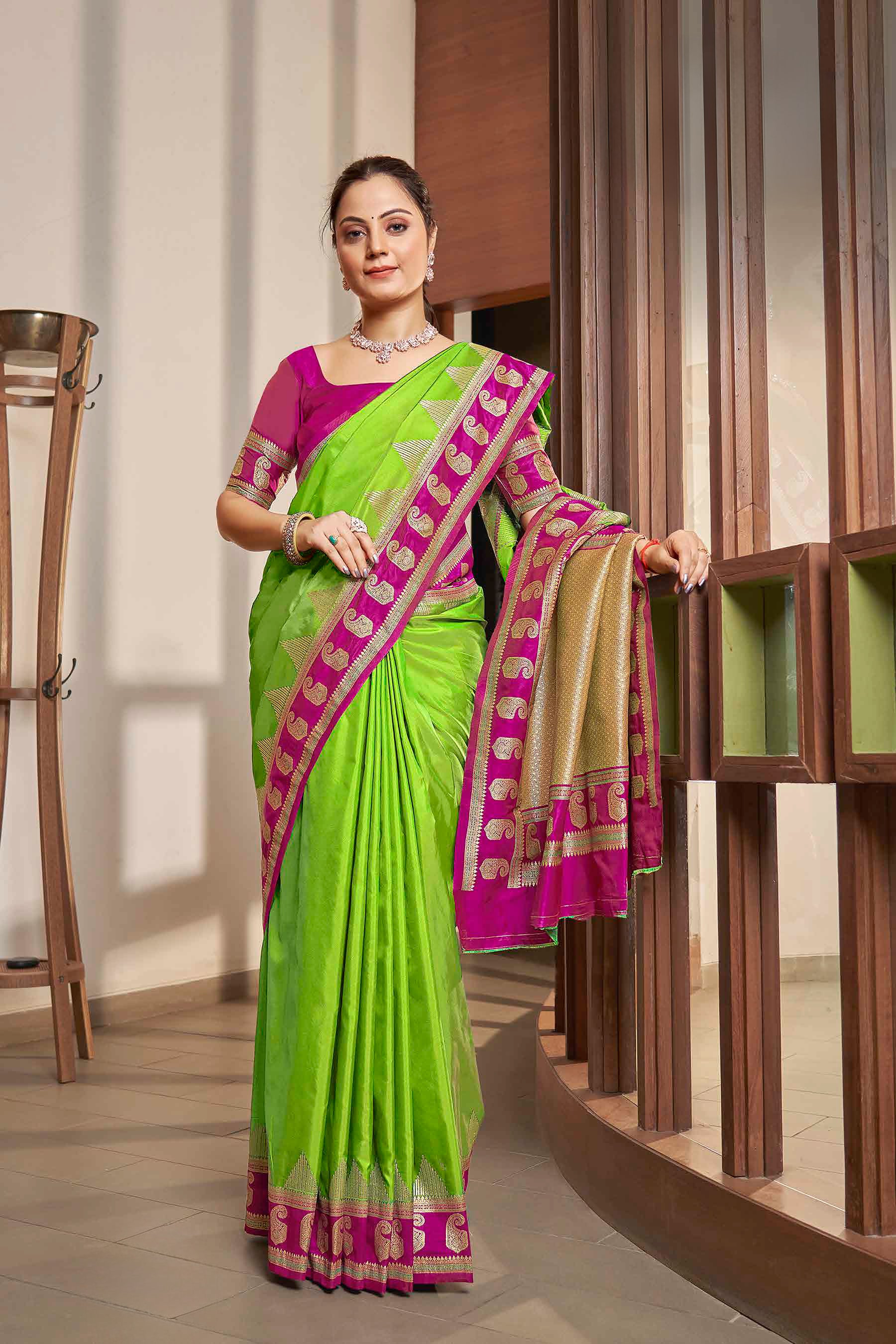 Gauri Weaving Silk Saree - Roop Darshan