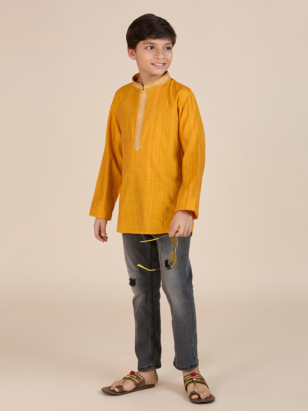 Boys Kurta - Roop Darshan