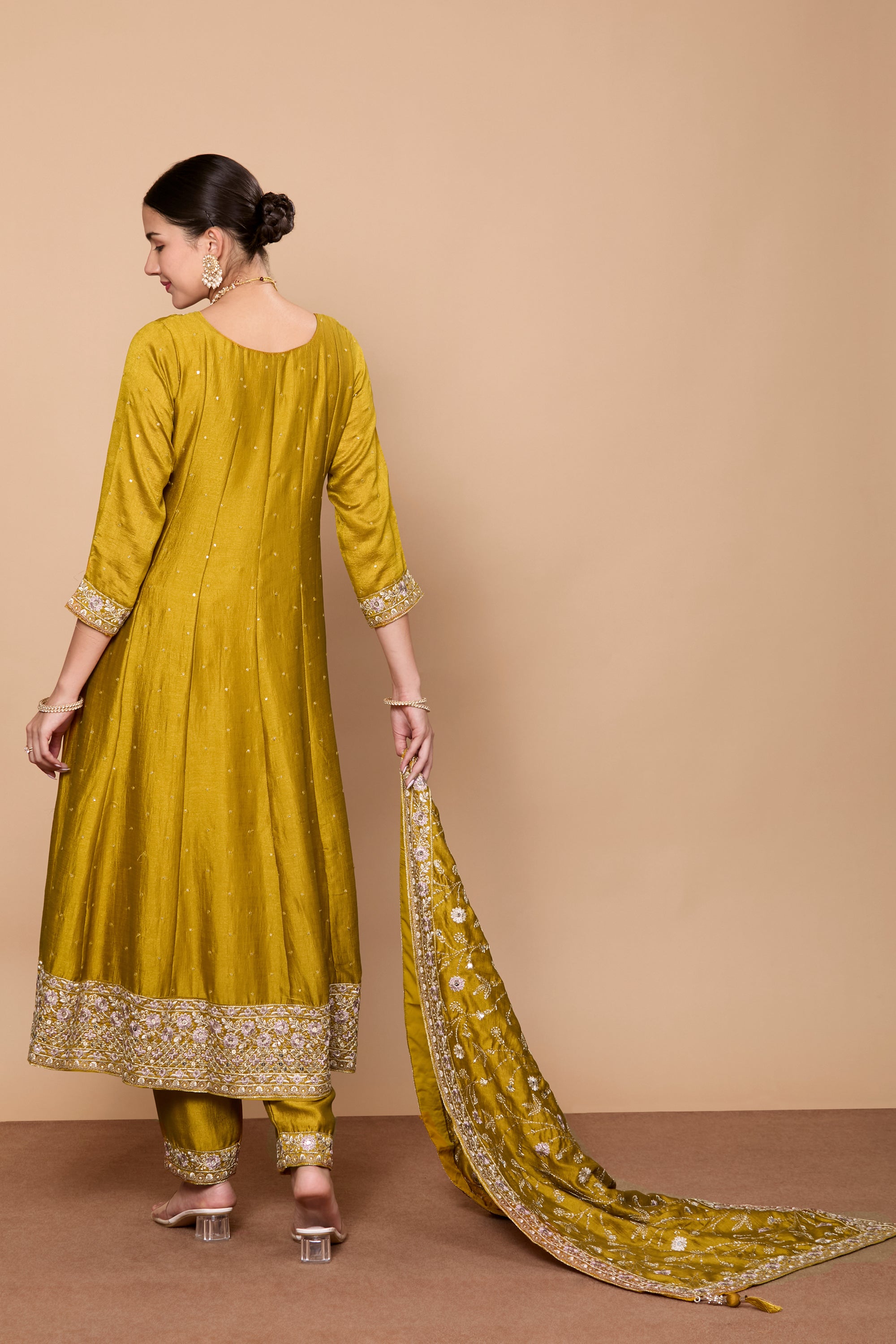 Aarna Flair Kamiz & Pant - Roop Darshan