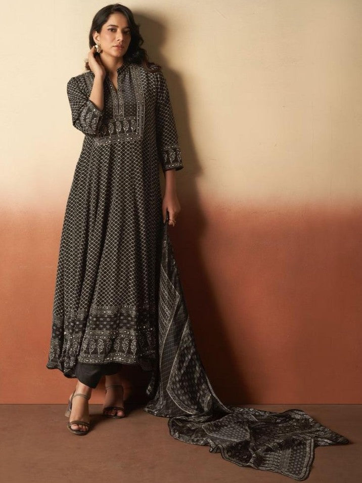 Faziya Kamiz & Pant - Roop Darshan