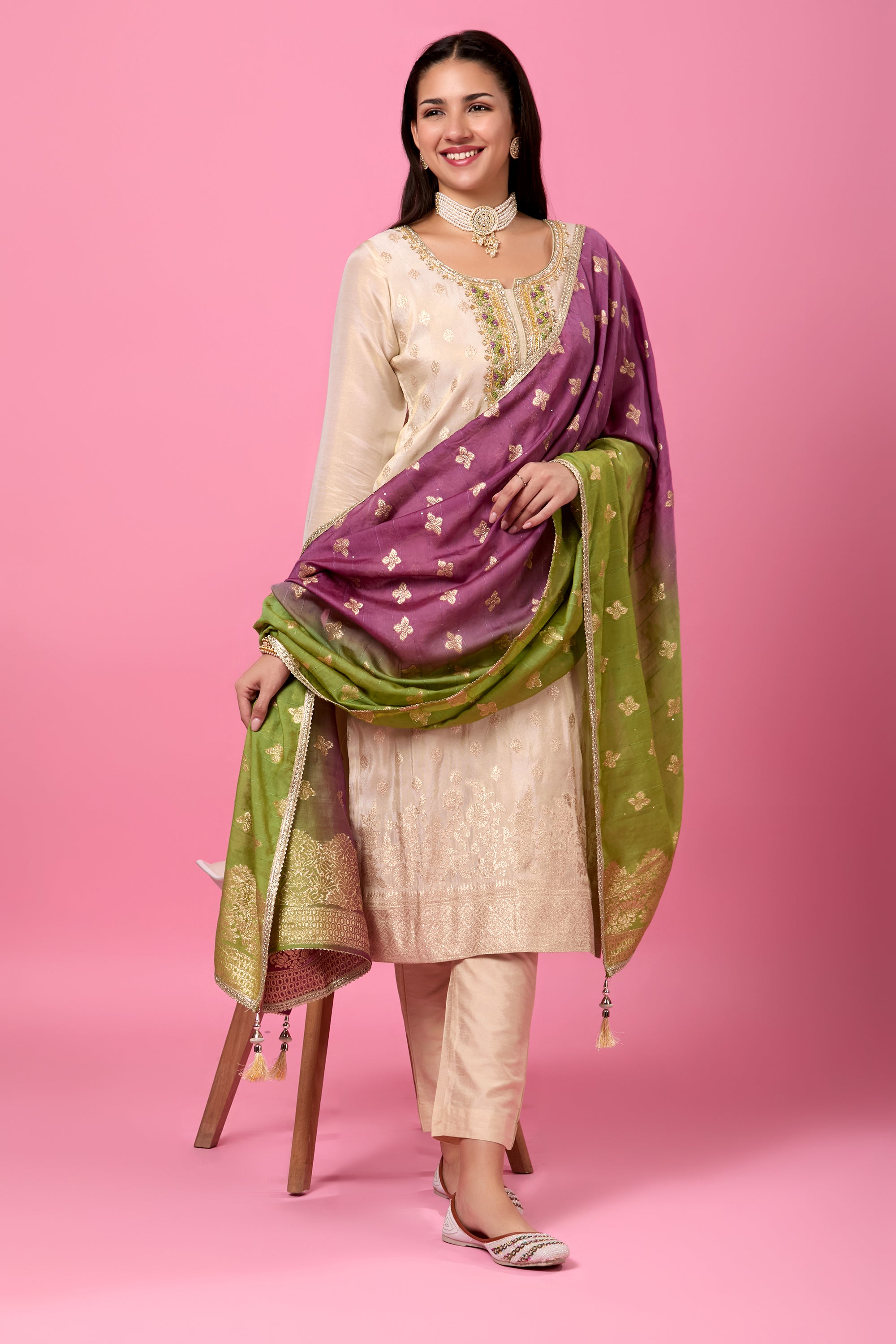 Raahi Kamiz & Pant - Roop Darshan