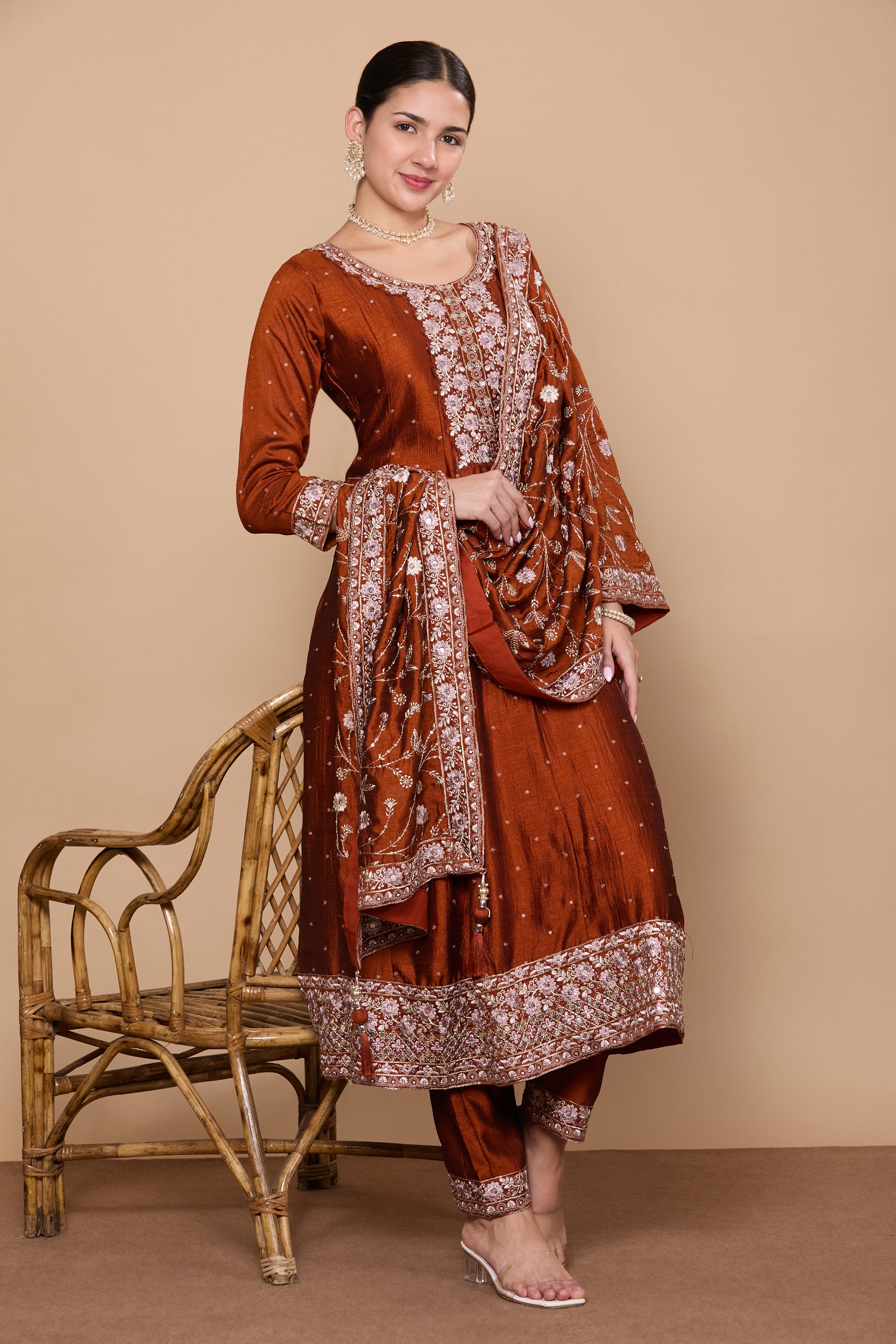 Aarna Flair Kamiz & Pant - Roop Darshan