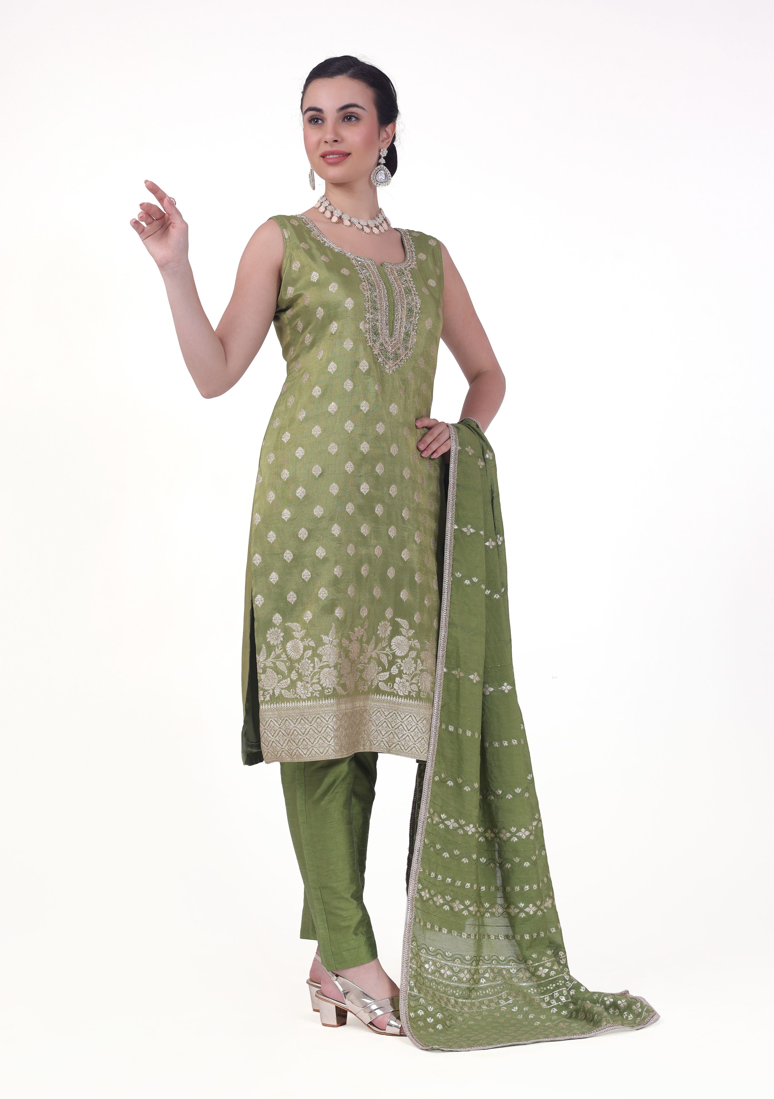 Dipali Kamiz & Pant - Roop Darshan
