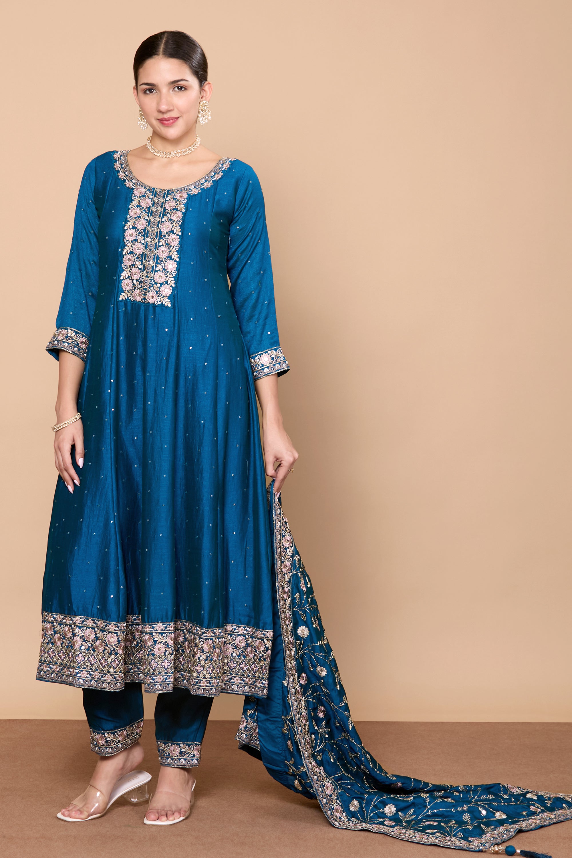 Aarna Flair Kamiz & Pant - Roop Darshan