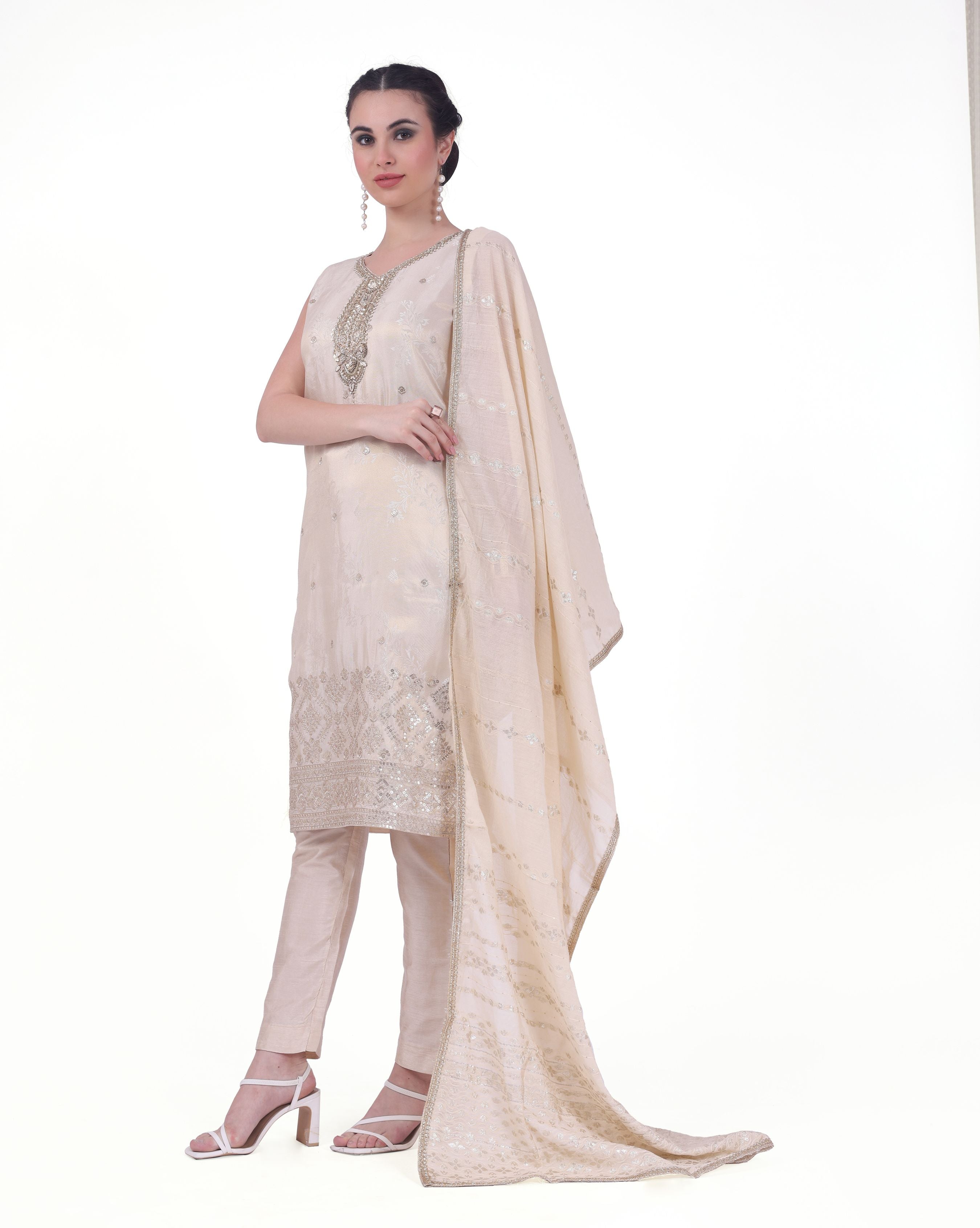 Dipa Kamiz & Pant - Roop Darshan