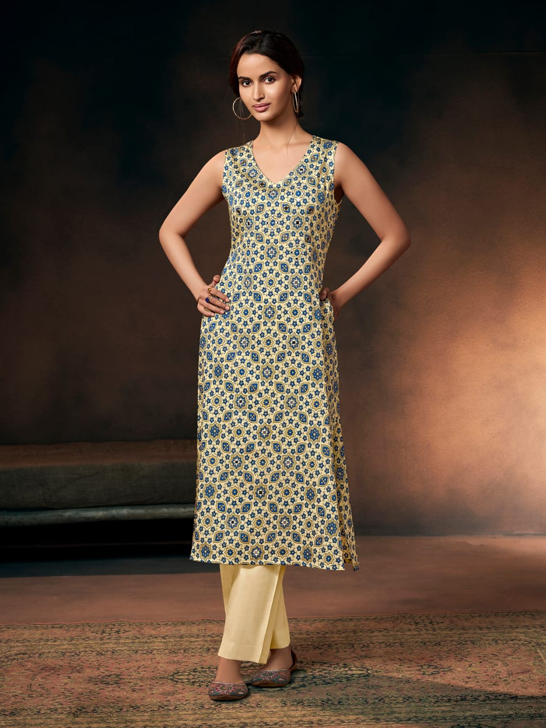 Pritha Silk Printed Kurti & Pant