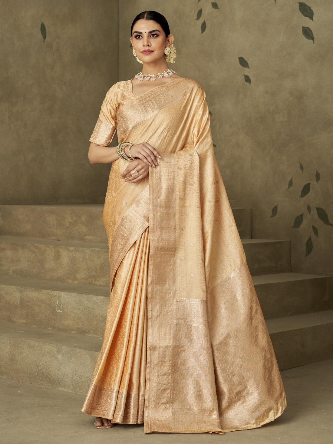 Mahima Saree - Roop Darshan