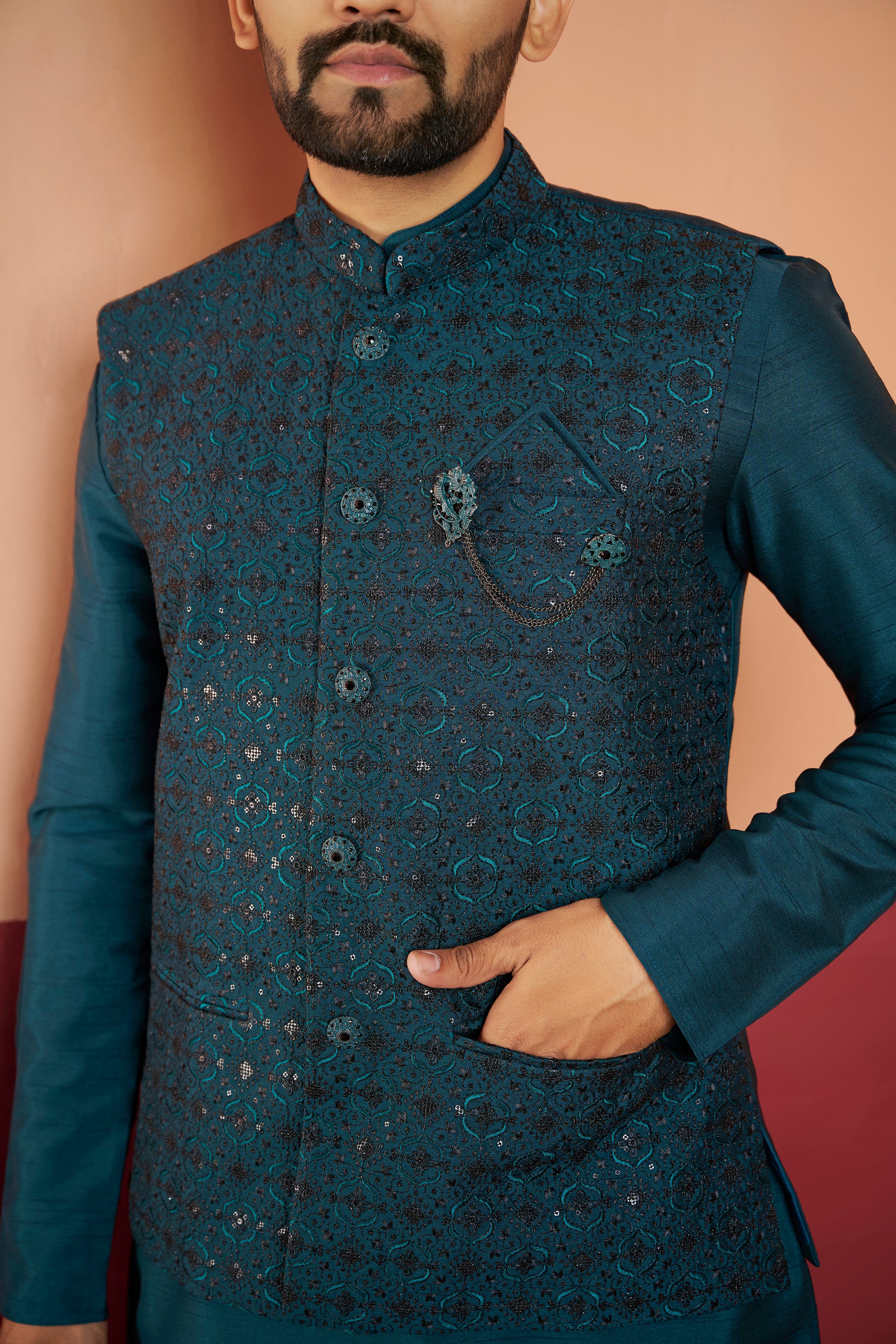 Mens Kurta Set With Jacket - Roop Darshan