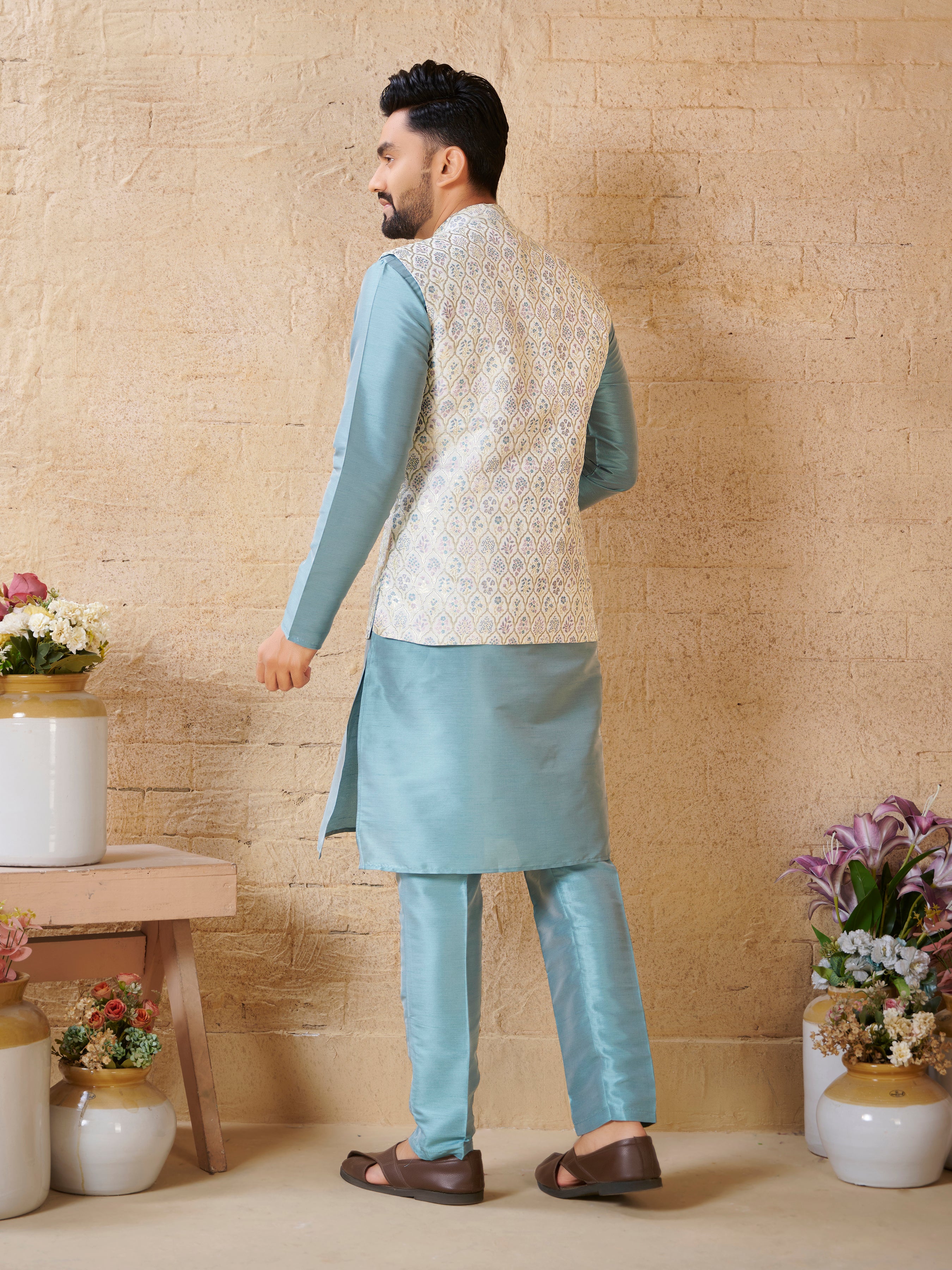 Mens Kurta Set With Jacket