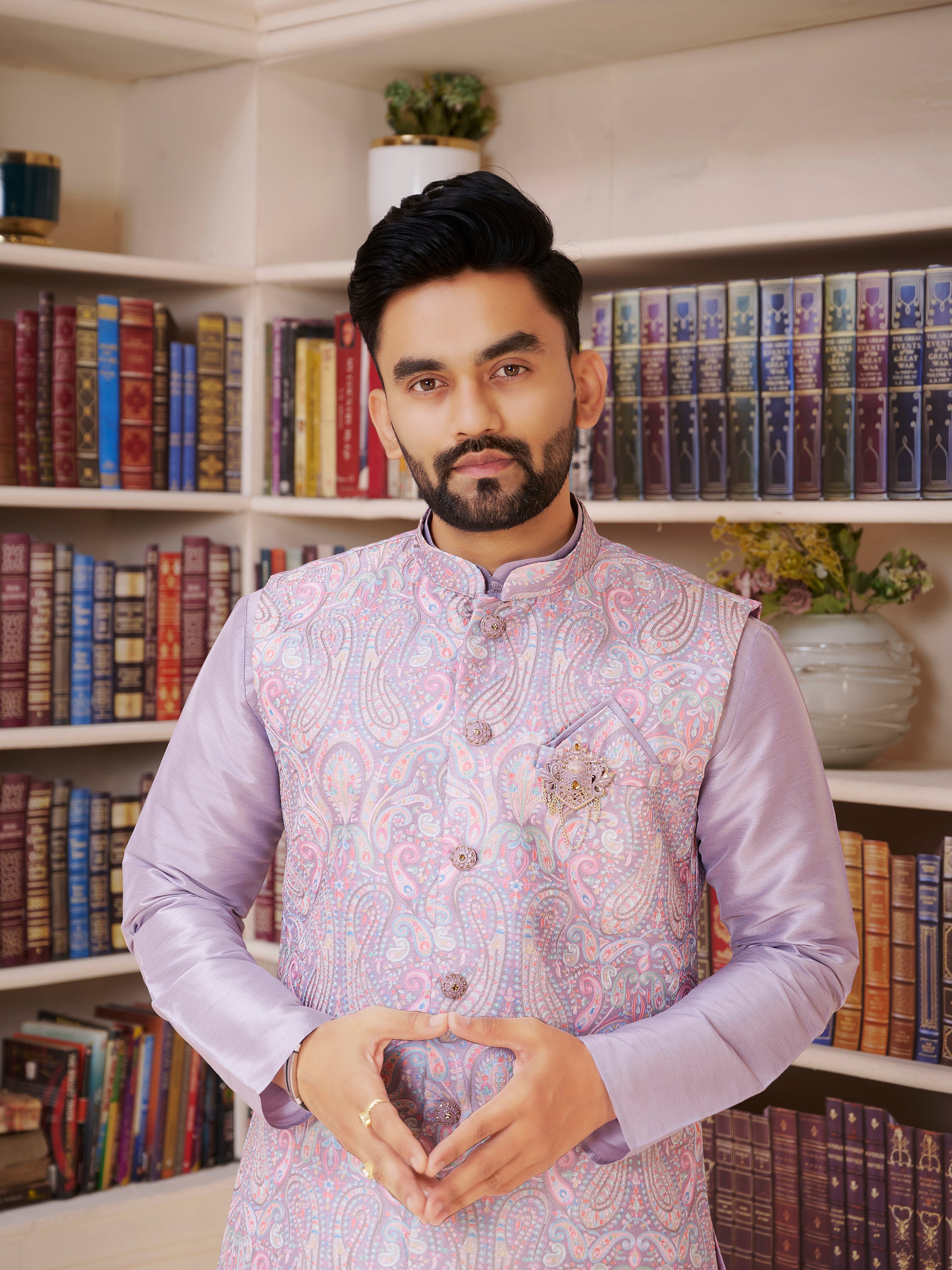 Mens Kurta Set With Jacket - Roop Darshan