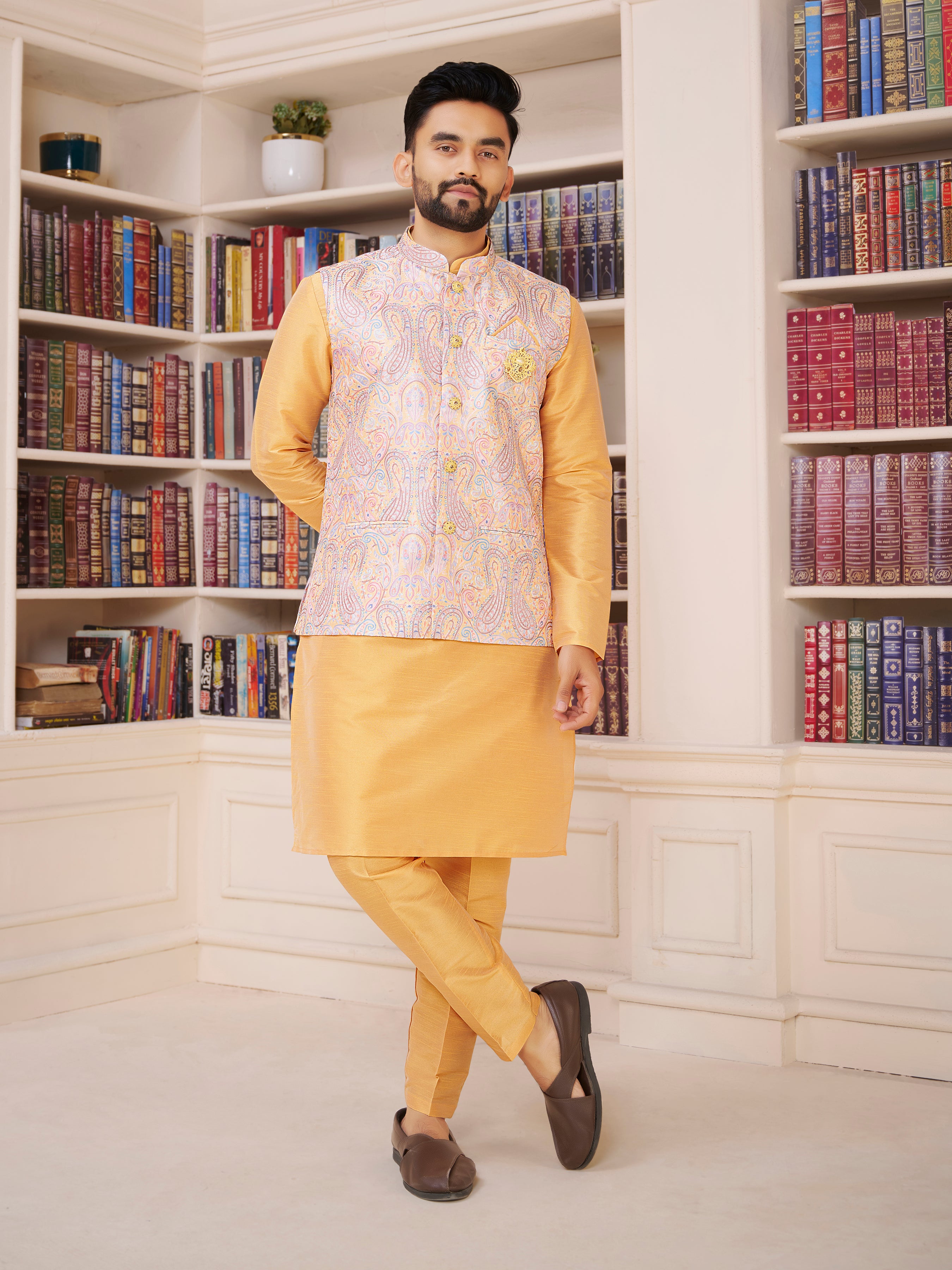 Mens Kurta Set With Jacket - Roop Darshan