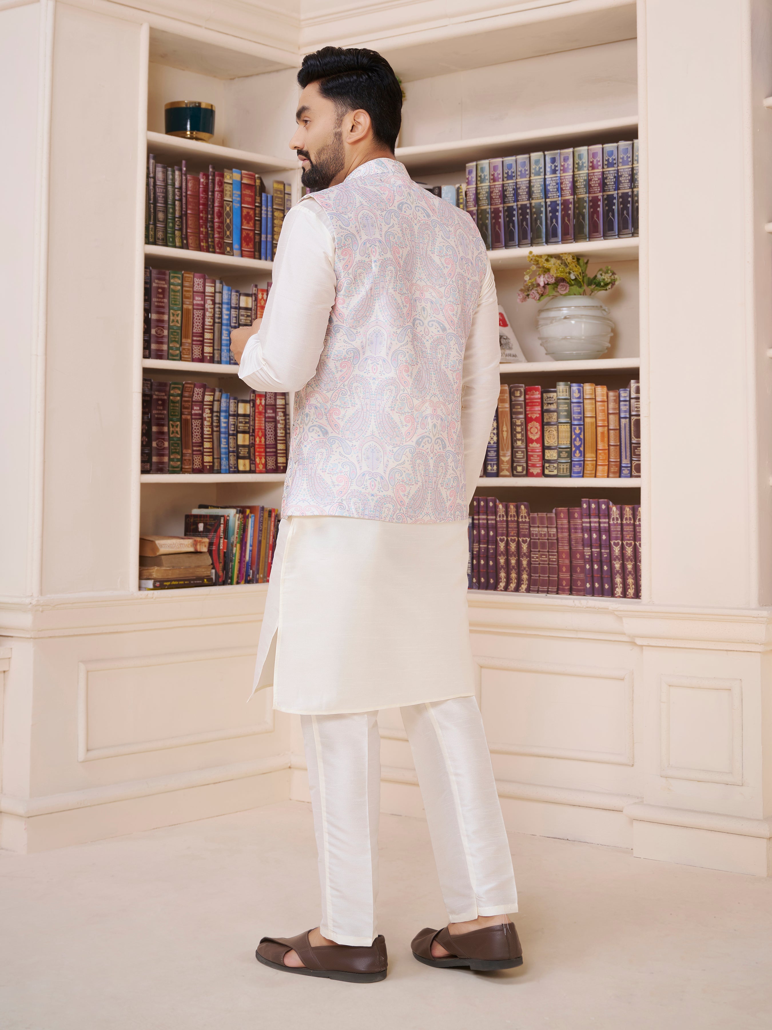Mens Kurta Set With Jacket - Roop Darshan