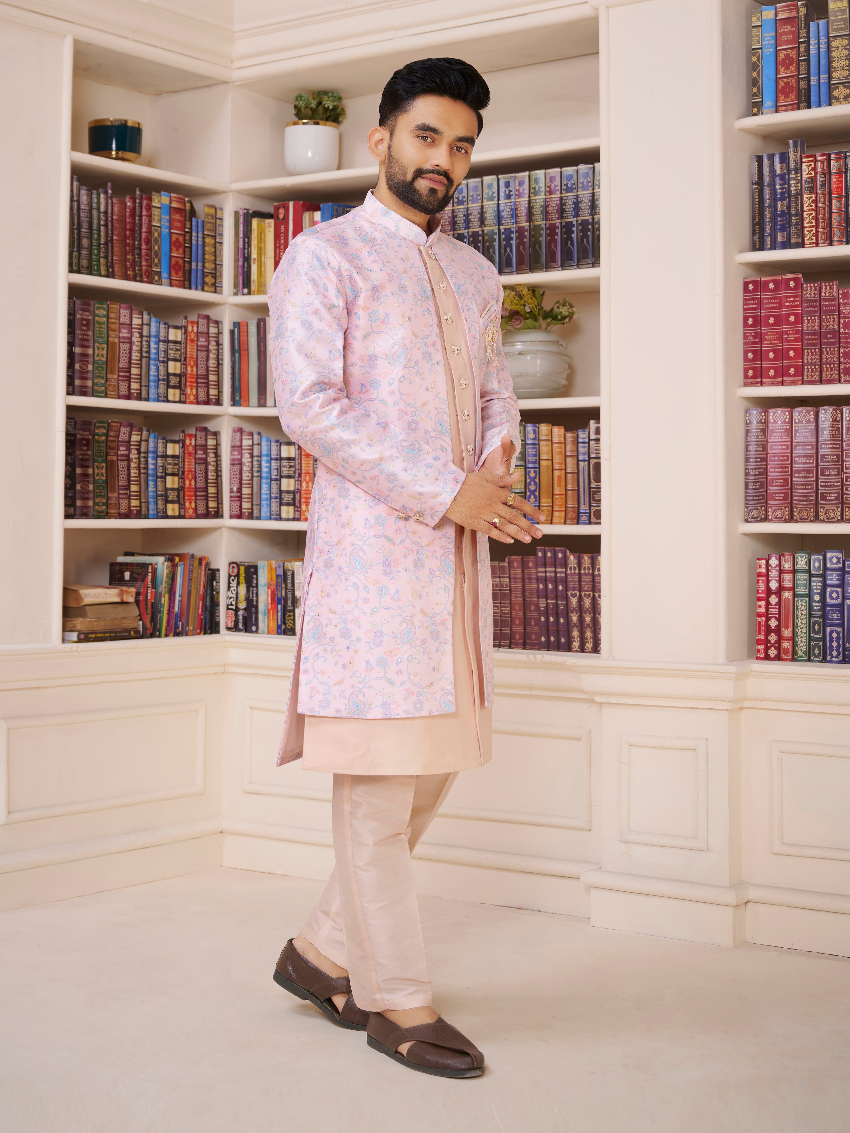 Mens Kurta Set With Jacket - Roop Darshan