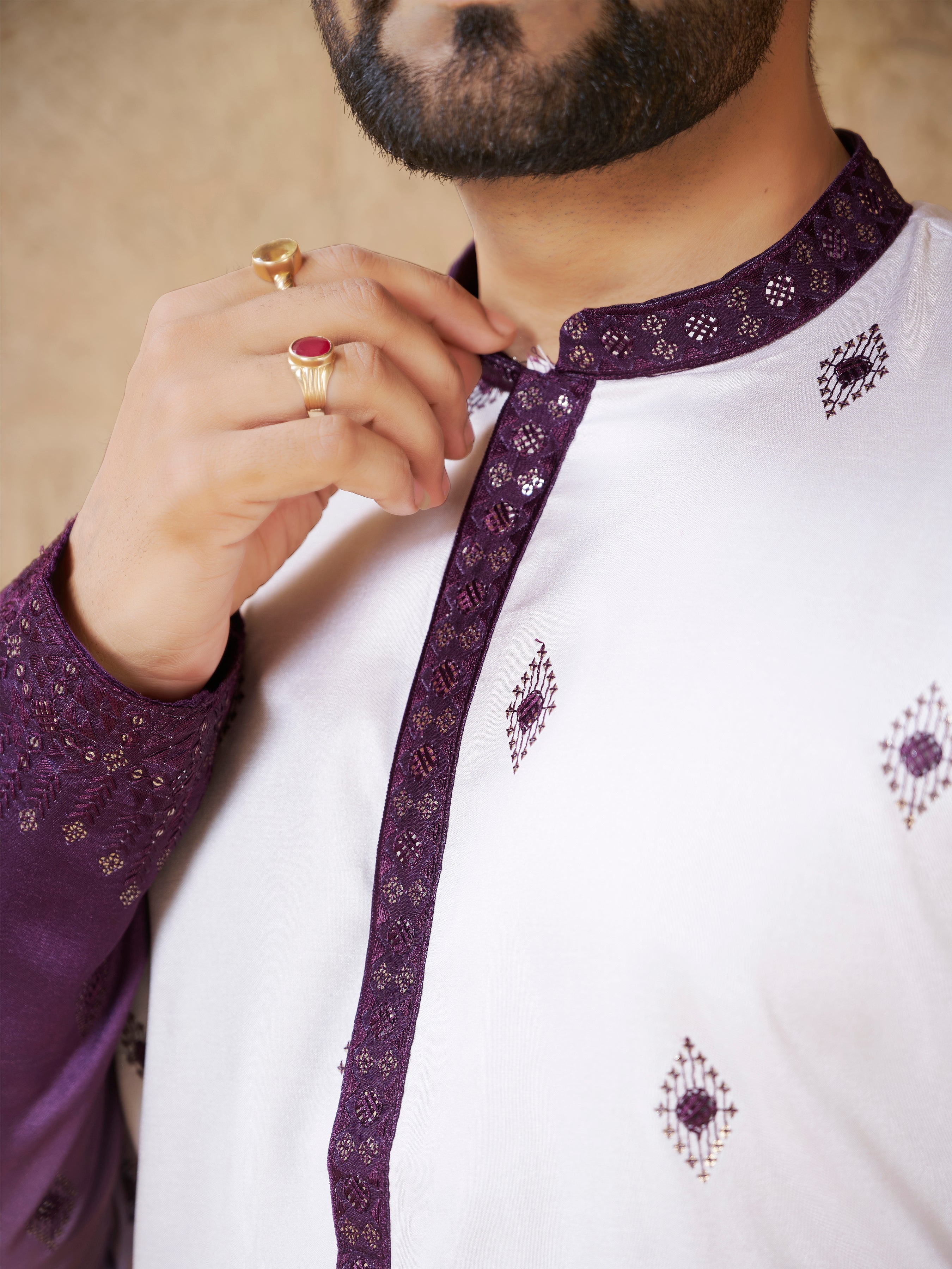 Mens Kurta Set - Roop Darshan