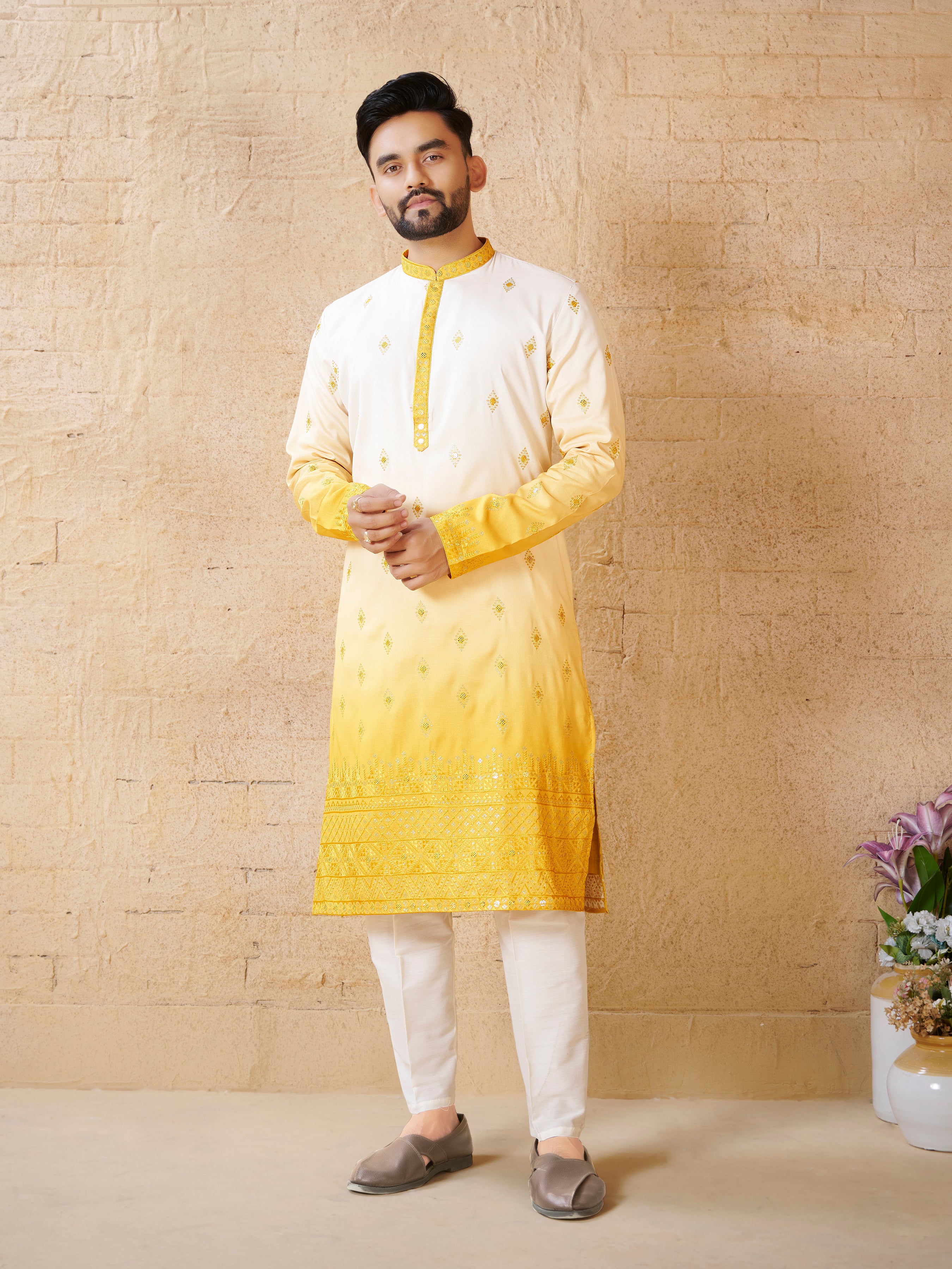 Mens Kurta Set - Roop Darshan
