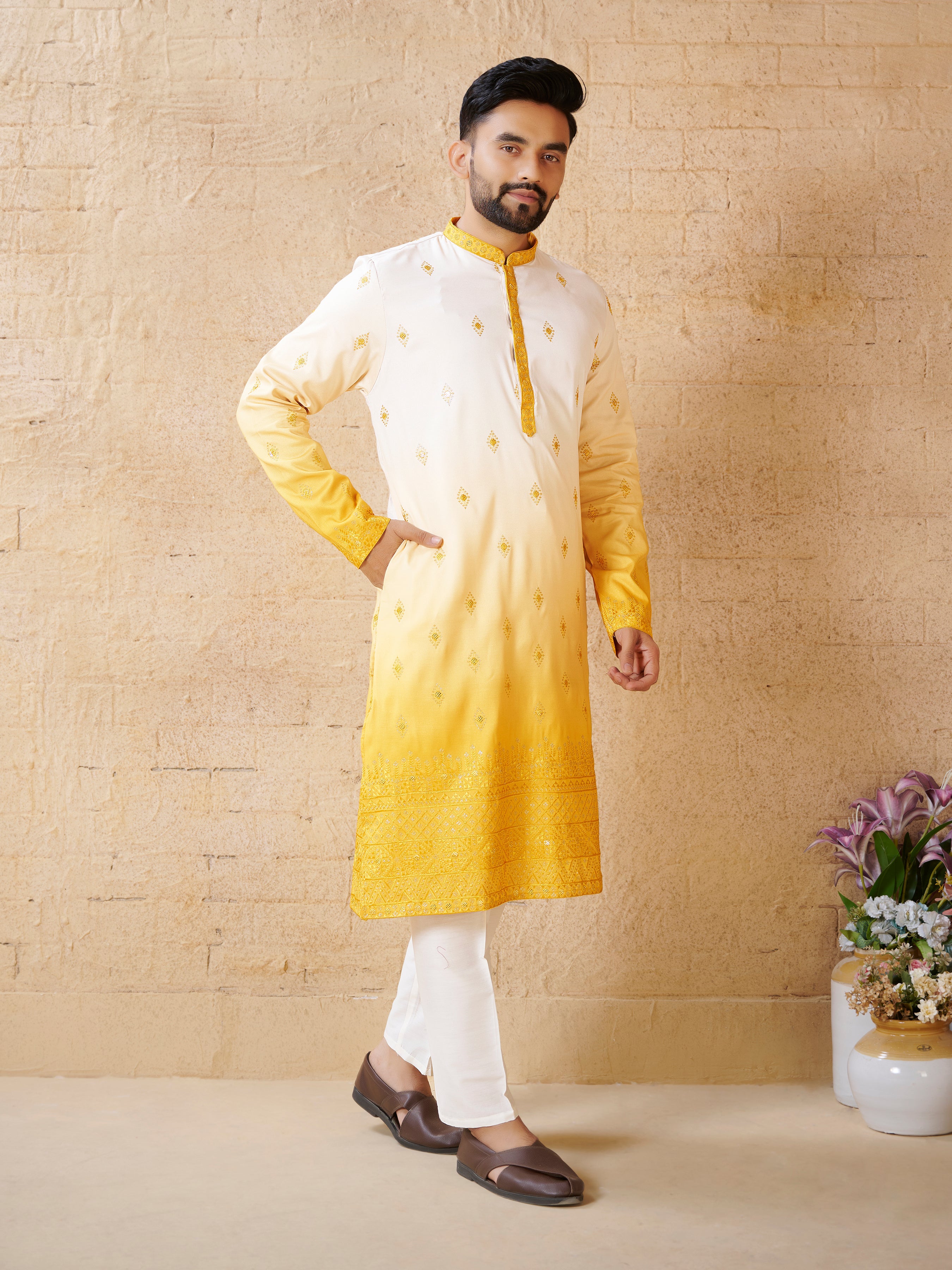 Mens Kurta Set - Roop Darshan