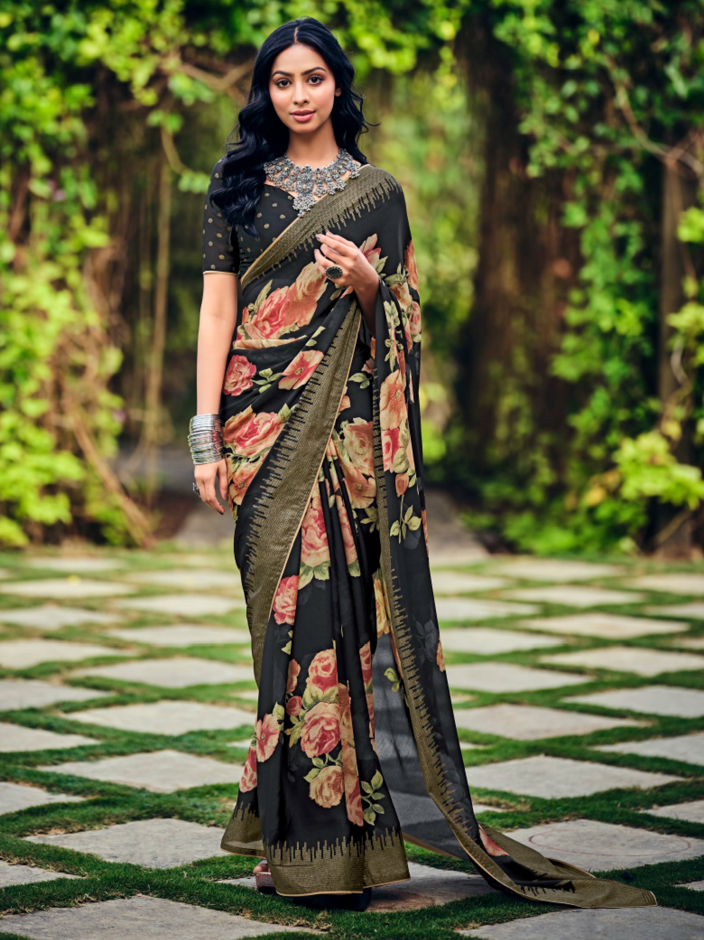 Kanika Saree - Roop Darshan