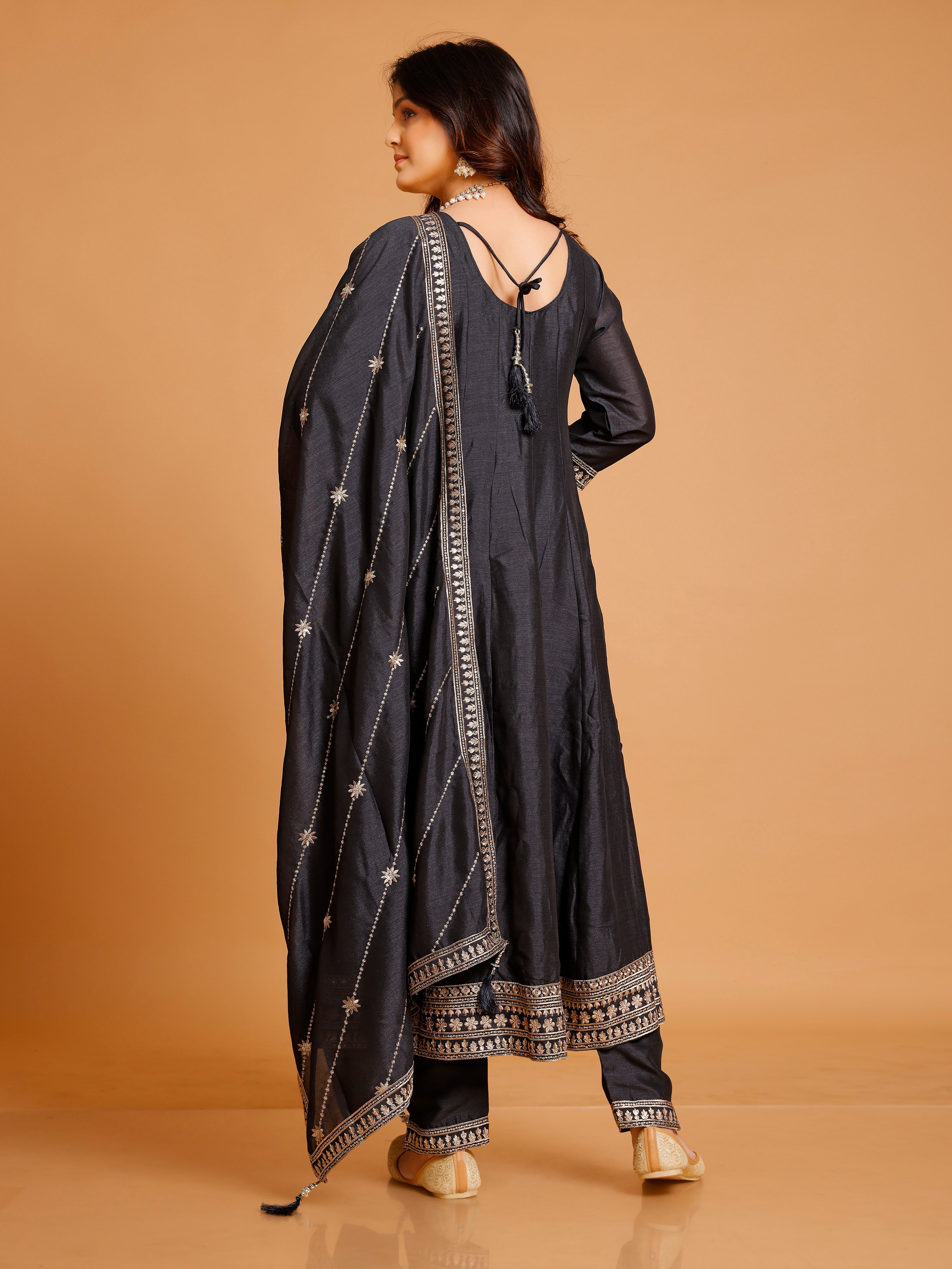 Maya Flair Suit - Roop Darshan
