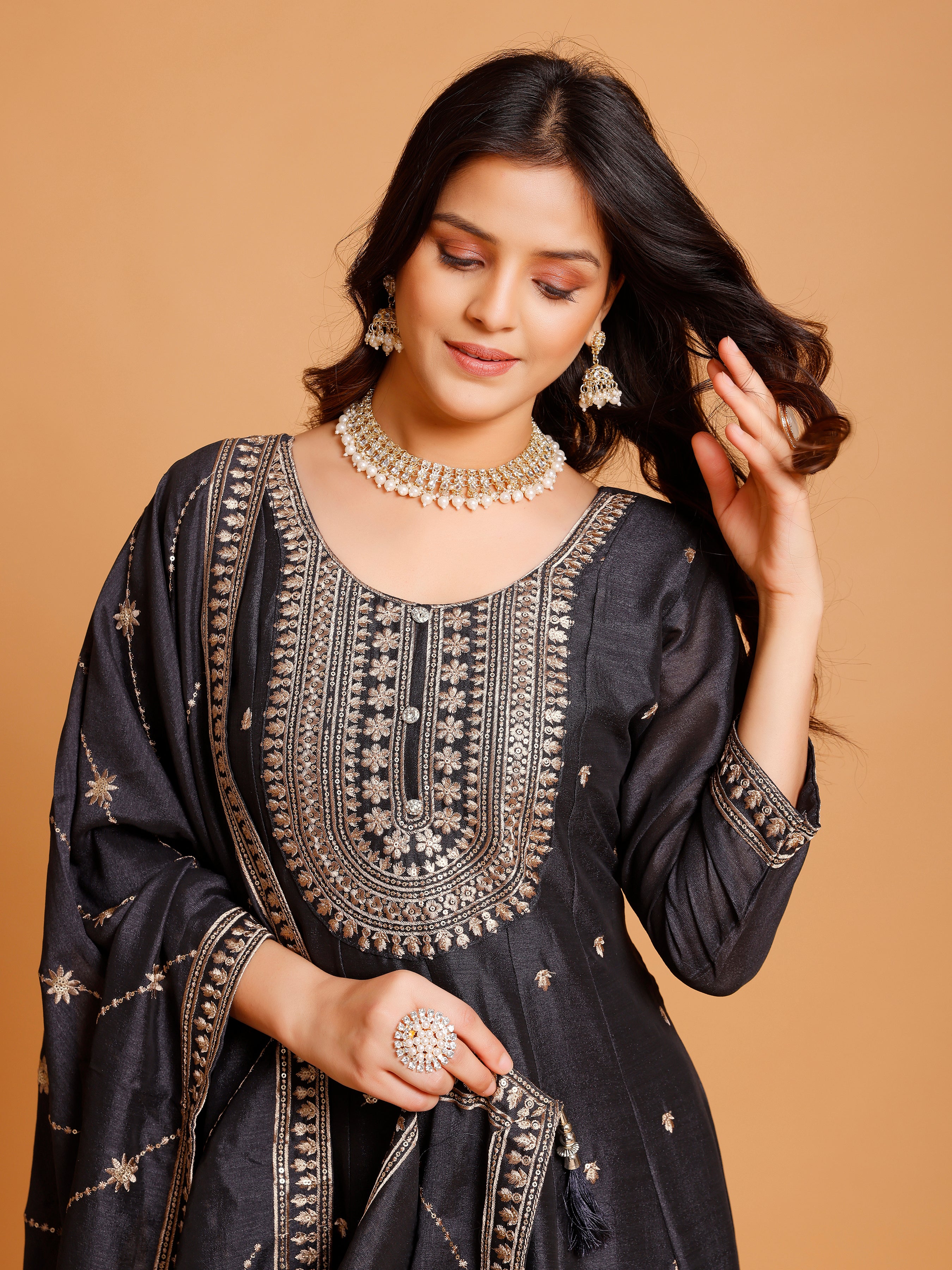 Maya Flair Suit - Roop Darshan