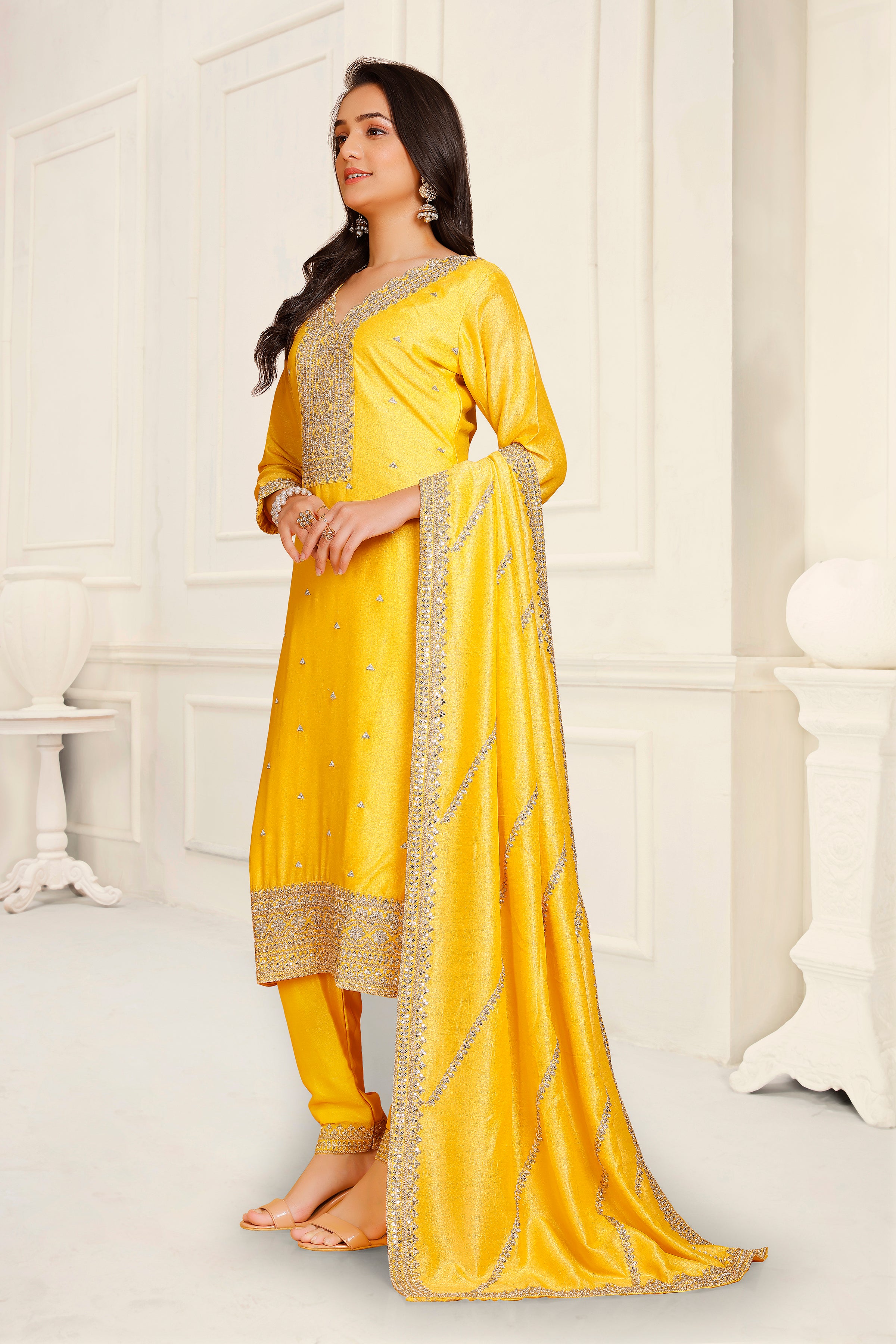Keshni Kamiz & Pant - Roop Darshan
