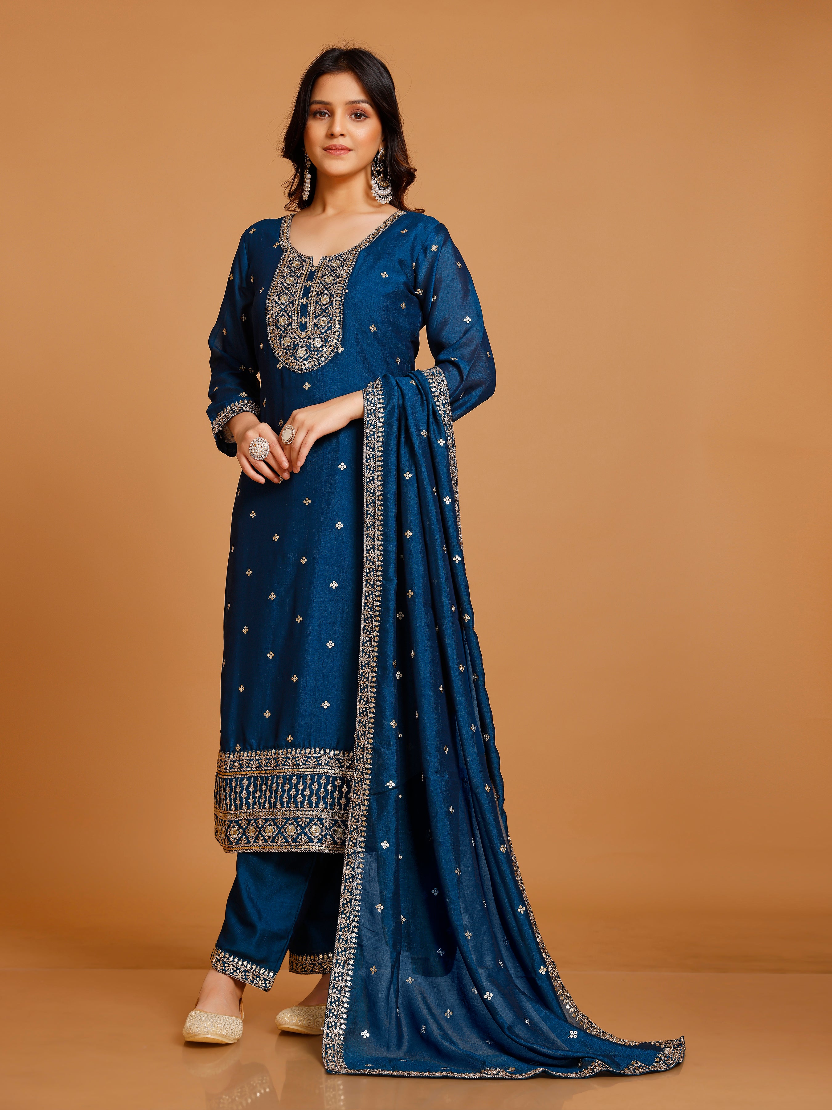 Elena Kamiz & Pant - Roop Darshan