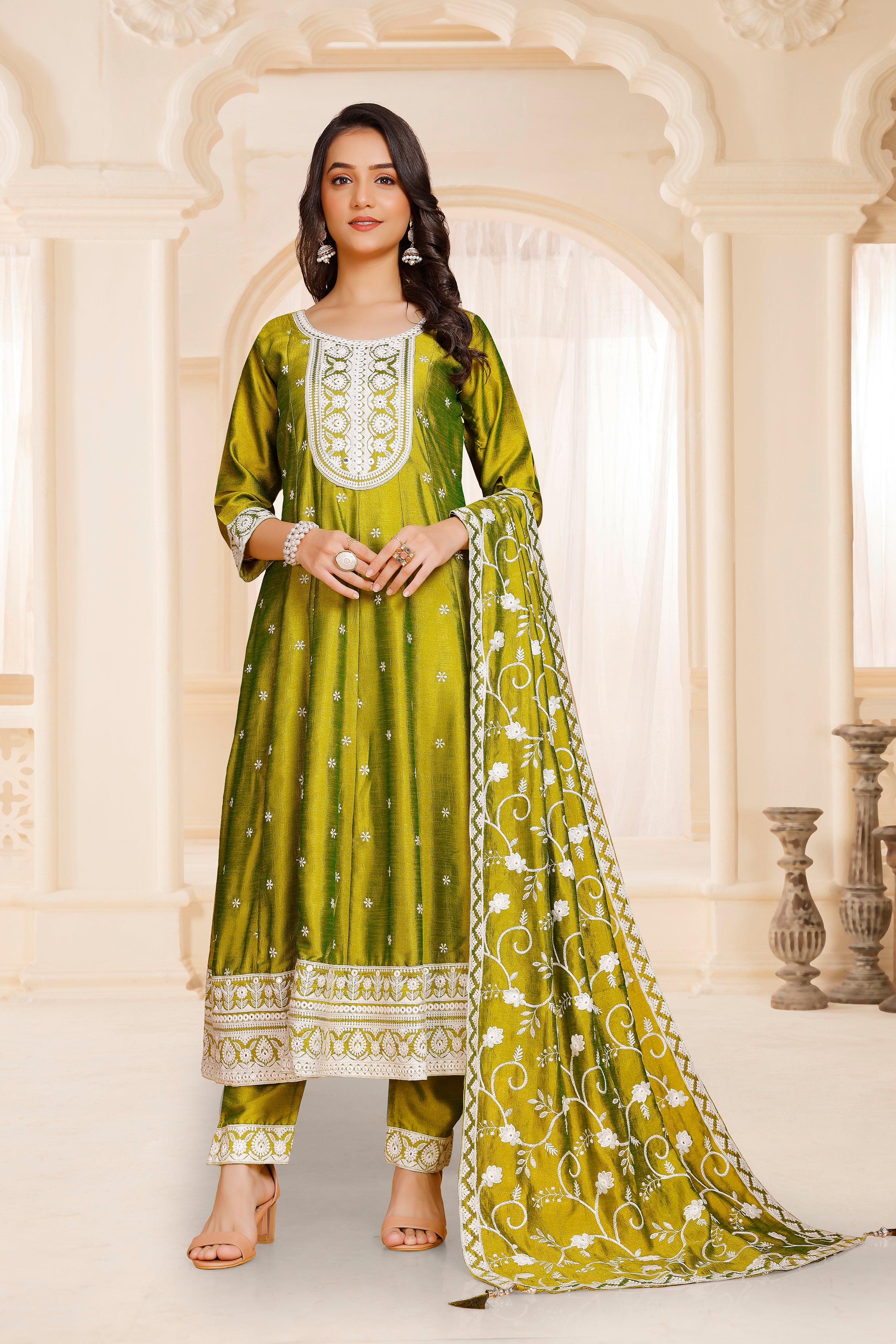 Gehna Flair Suit - Roop Darshan