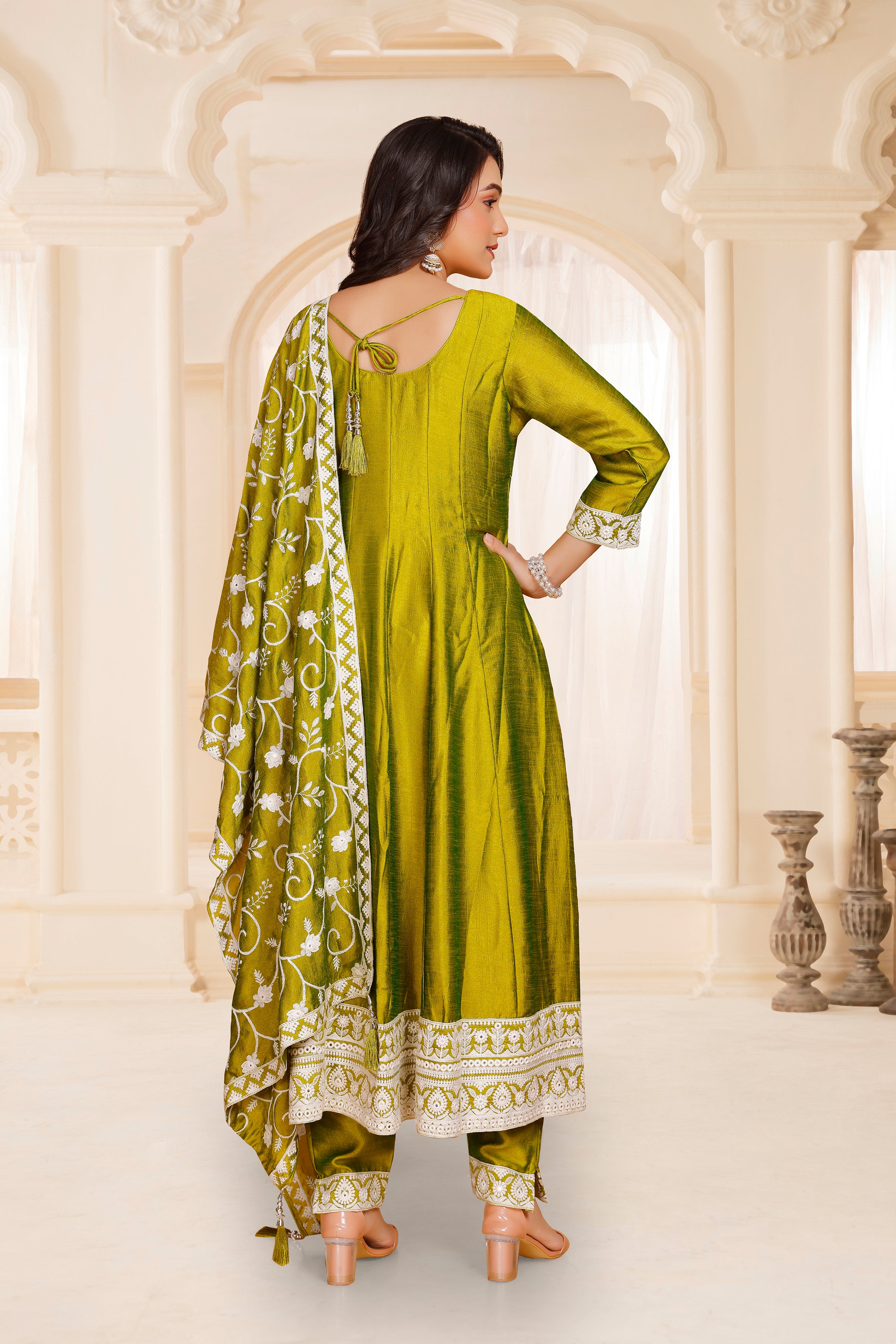 Gehna Flair Suit - Roop Darshan