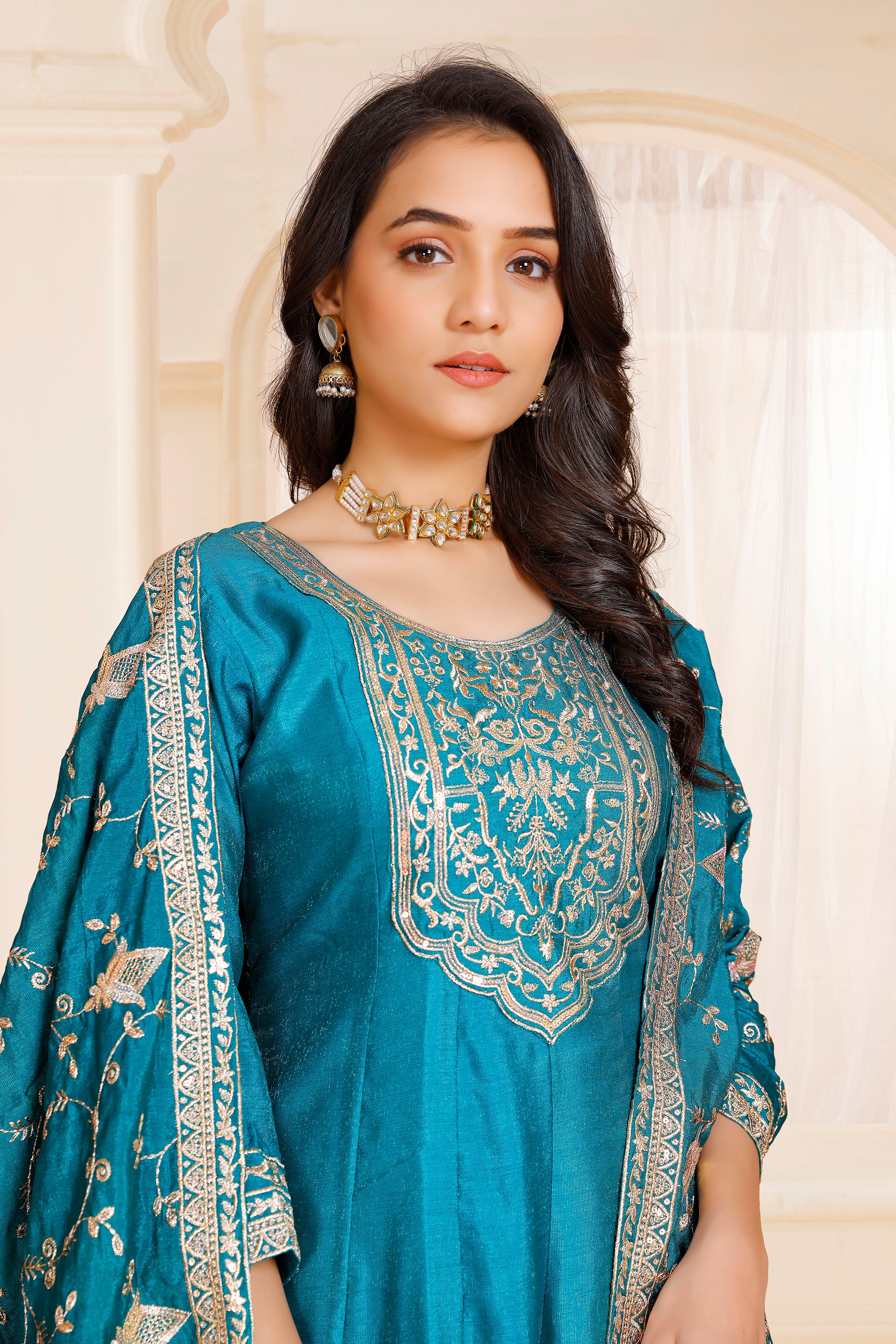 Hirva Flair Kamiz & Pant - Roop Darshan