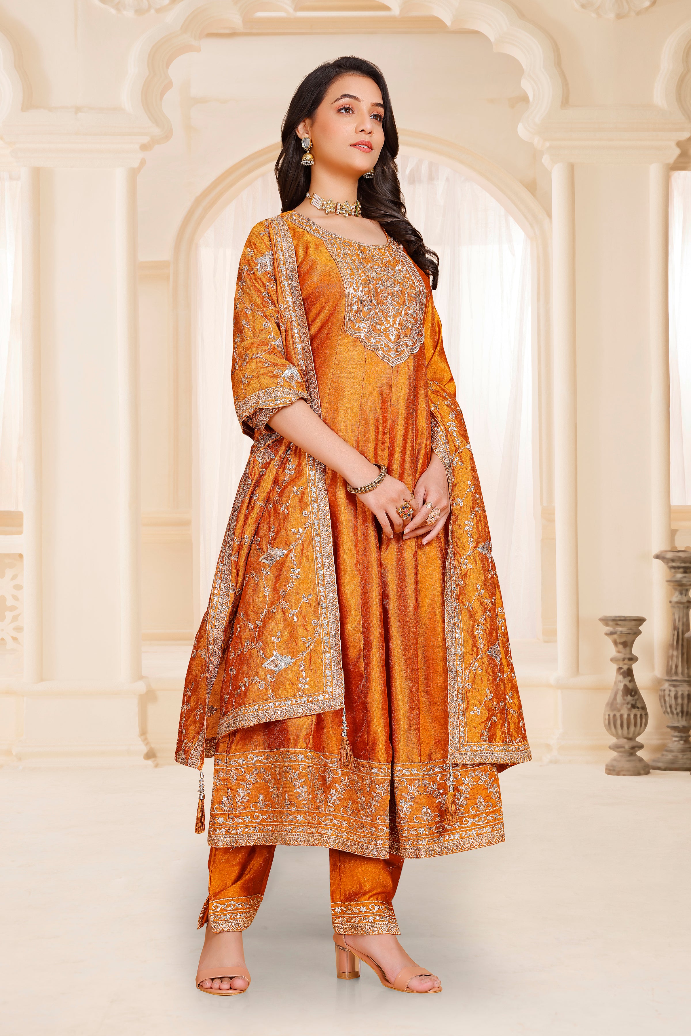 Hirva Flair Kamiz & Pant - Roop Darshan